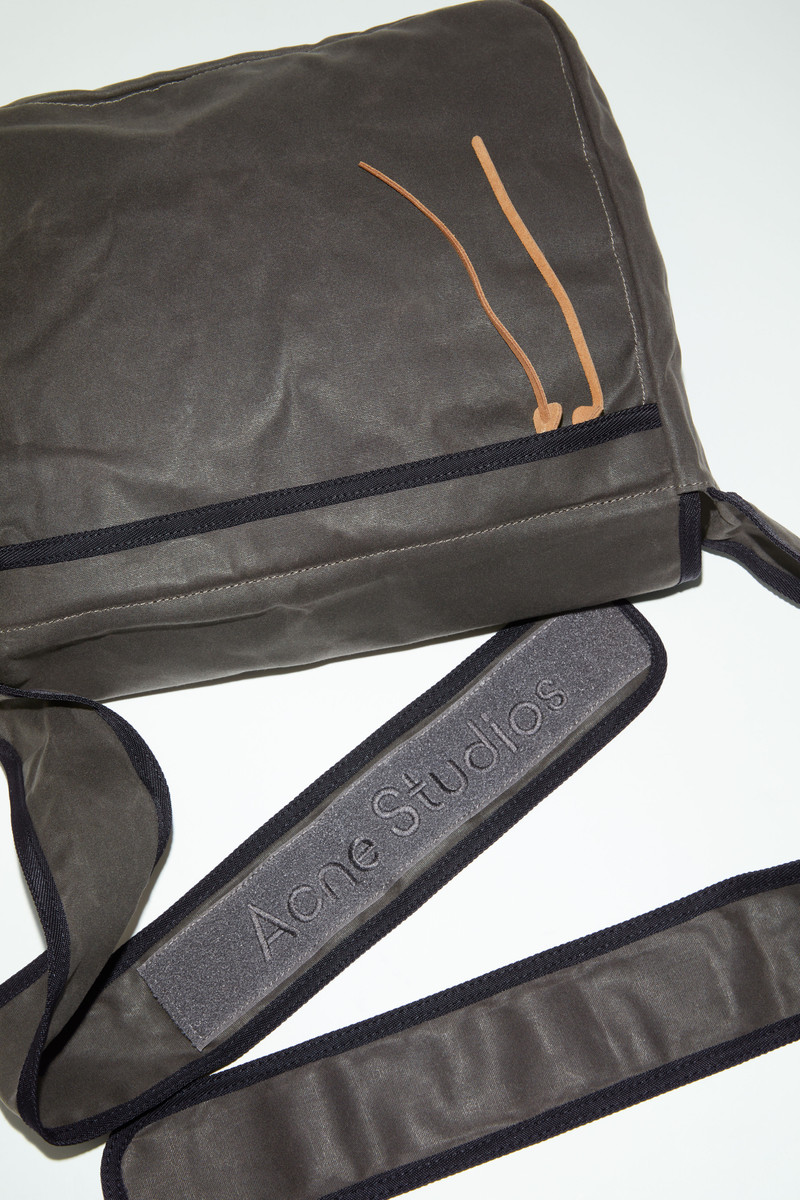Messenger bag - Grey/black 6