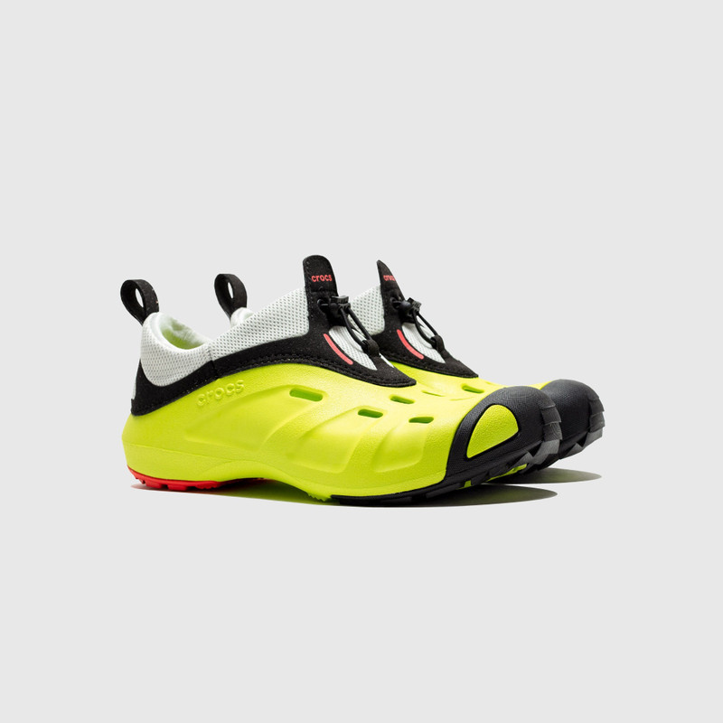 crocs QUICK TRAIL LOW "VOLT" outlook