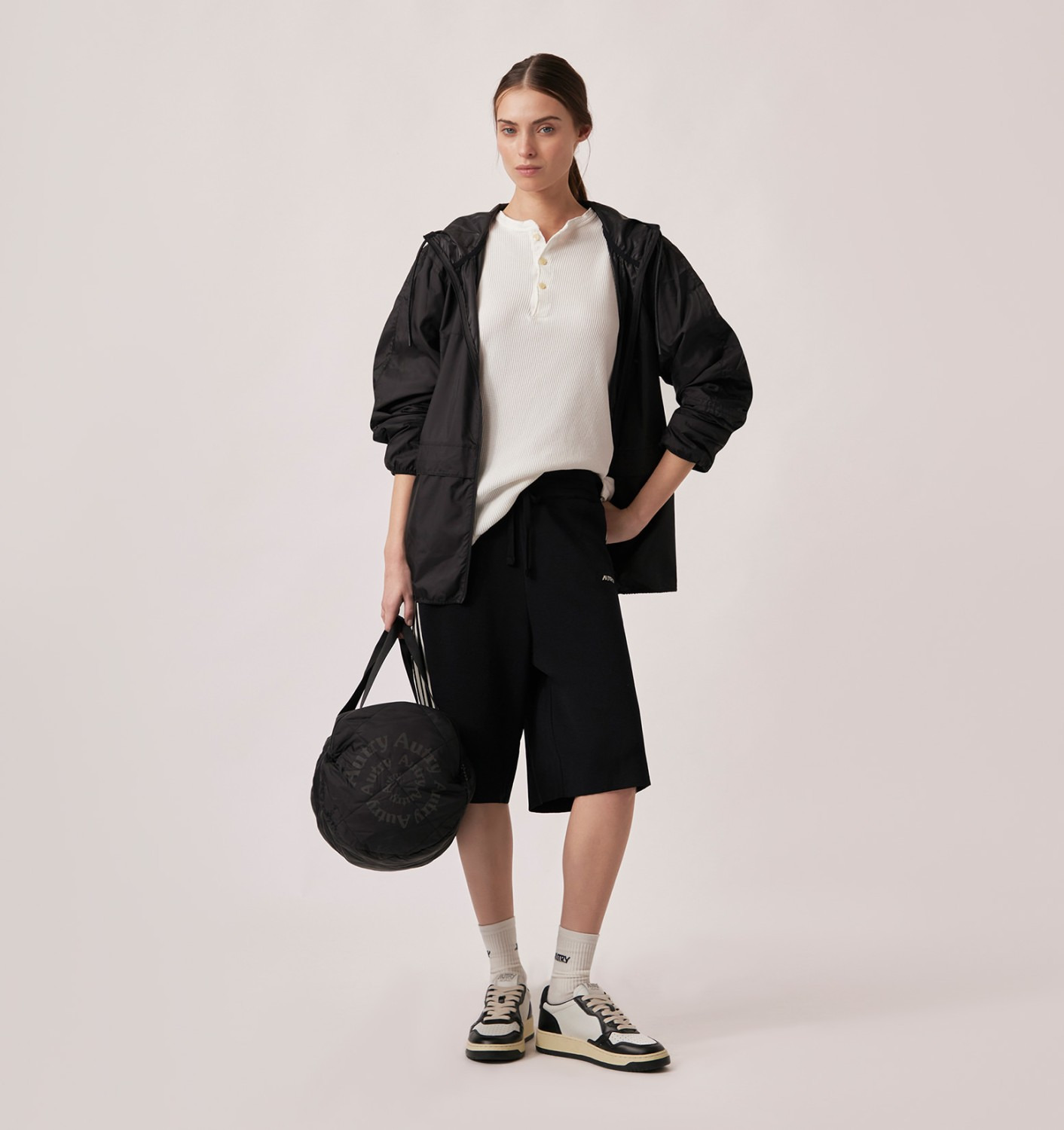KNIT EMBROIDERED LOGO SHORT WOMAN - 2