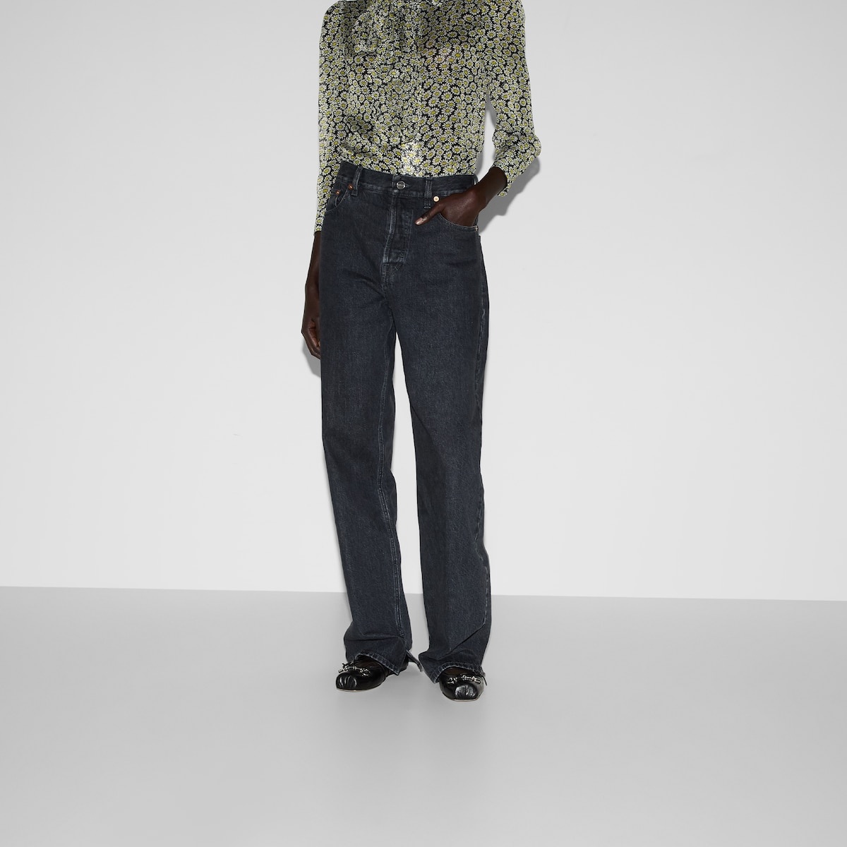 Denim pant with Gucci label - 3