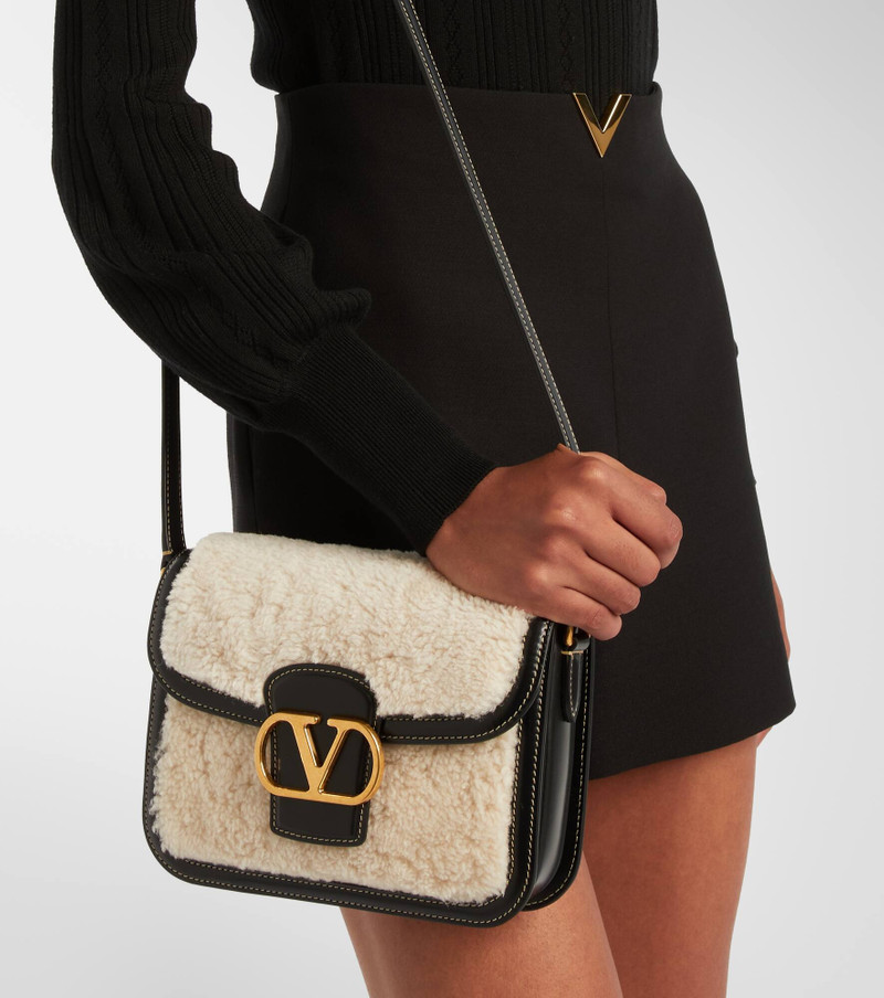 9TO5 shearling and leather shoulder bag 2