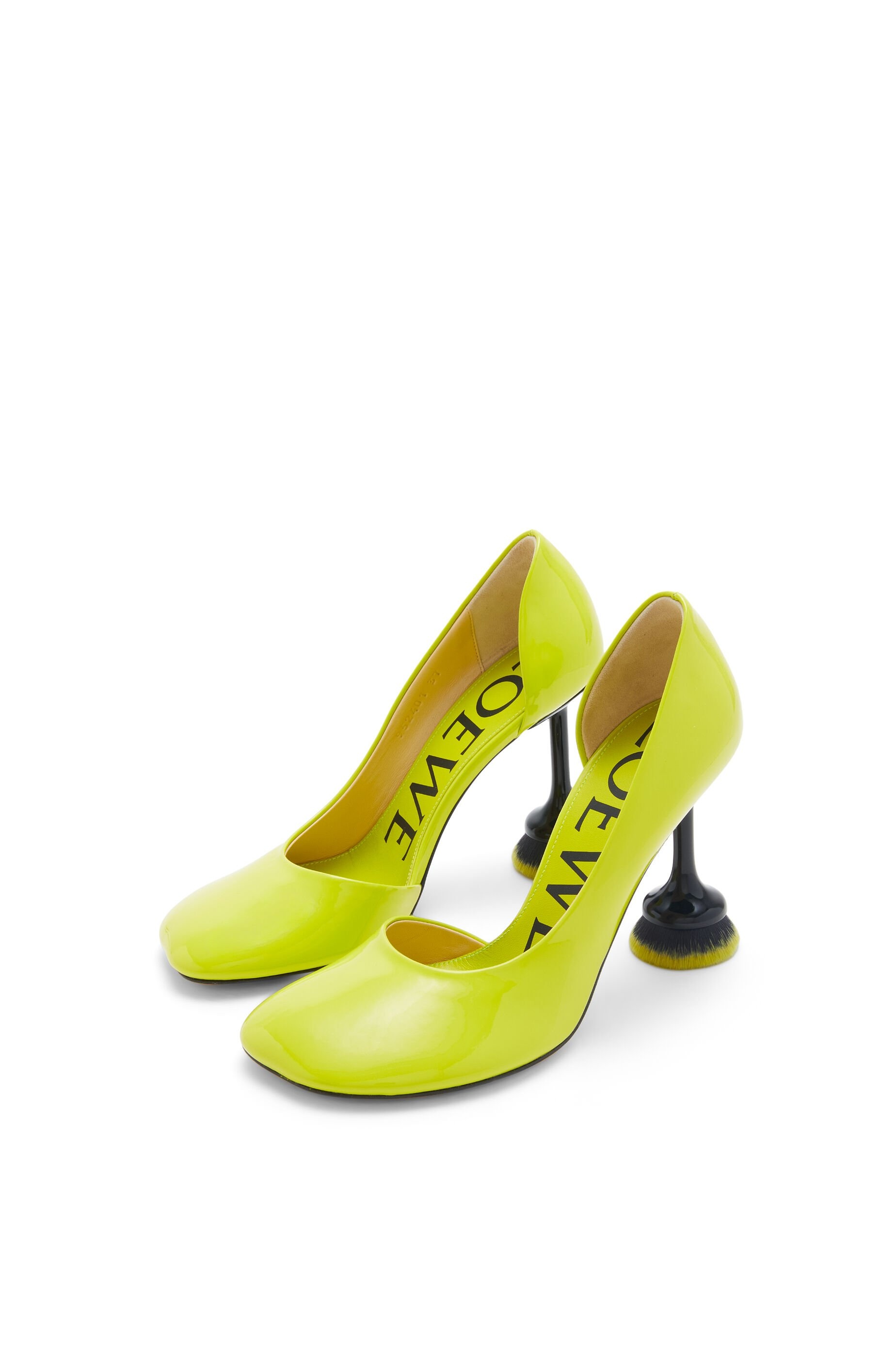 Toy brush D'Orsay pump in patent lambskin - 3