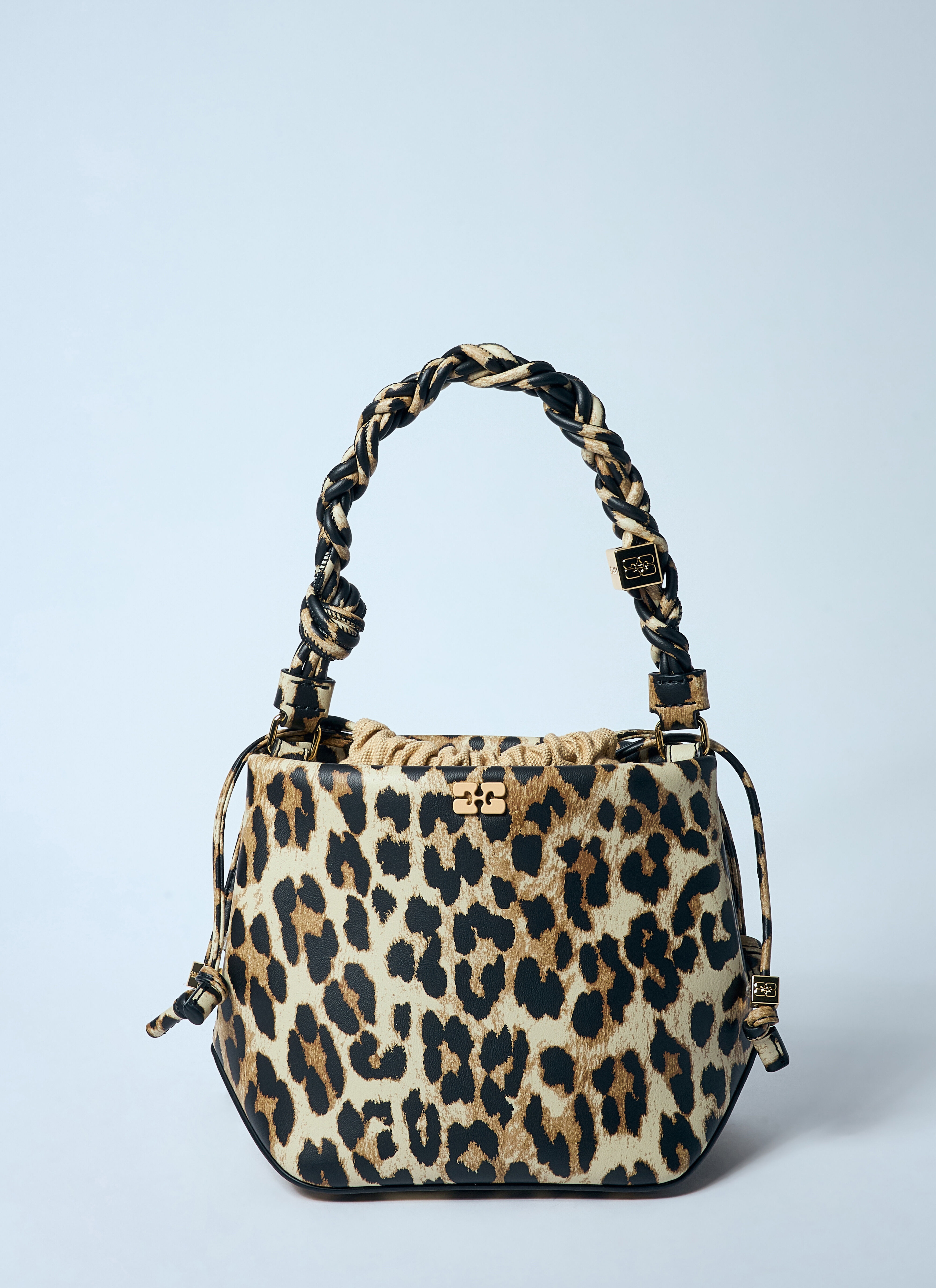 【GANNI】BOU リサイクルレザーブレンド バケットバッグ/Leopard Leopard Leopard GANNI Bou Bucket Bag | GANNI KR 가니