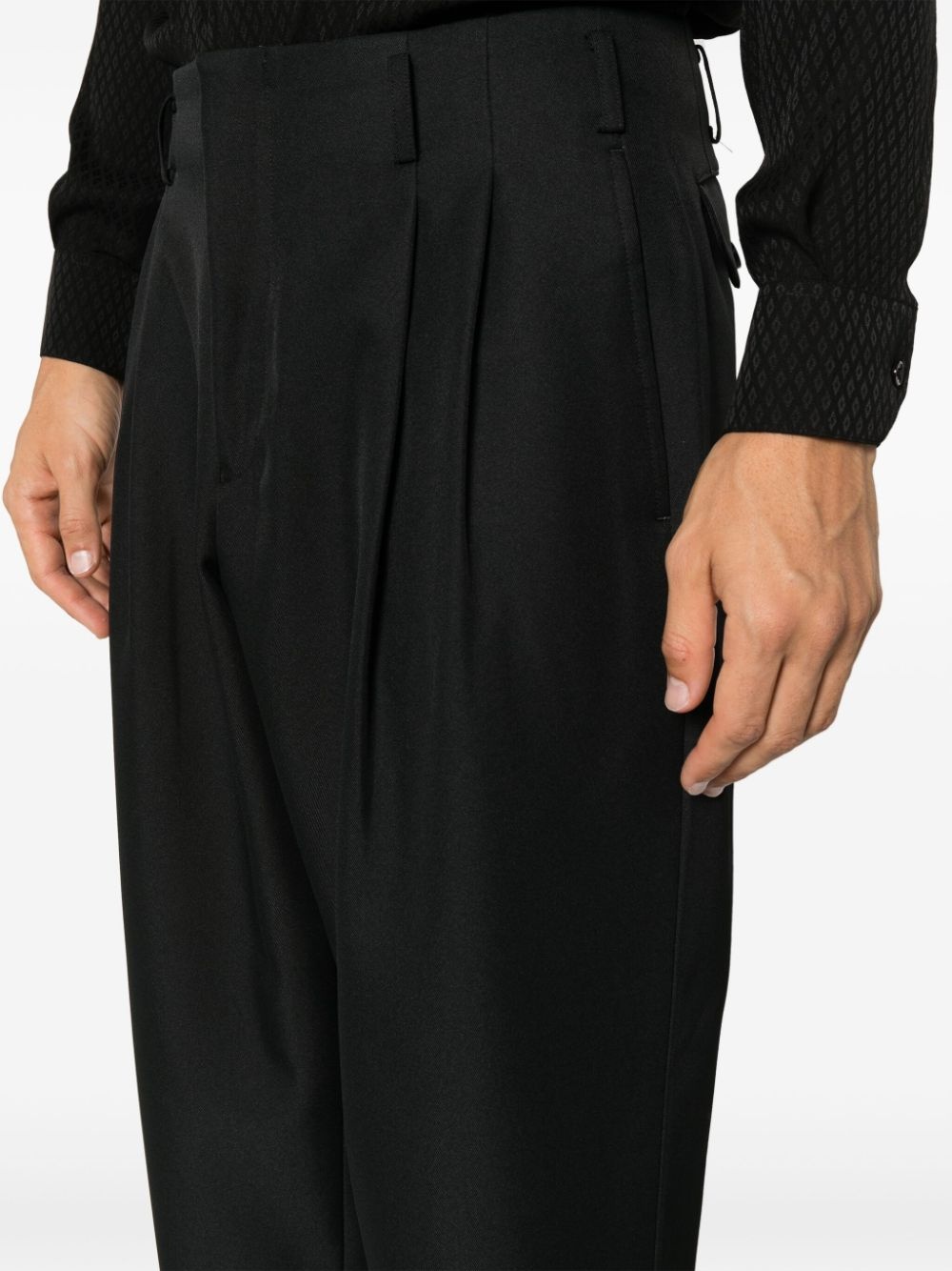 pleat-detail cropped trousers - 5