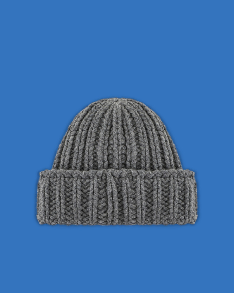 EMPORIO ARMANI Beanies outlook