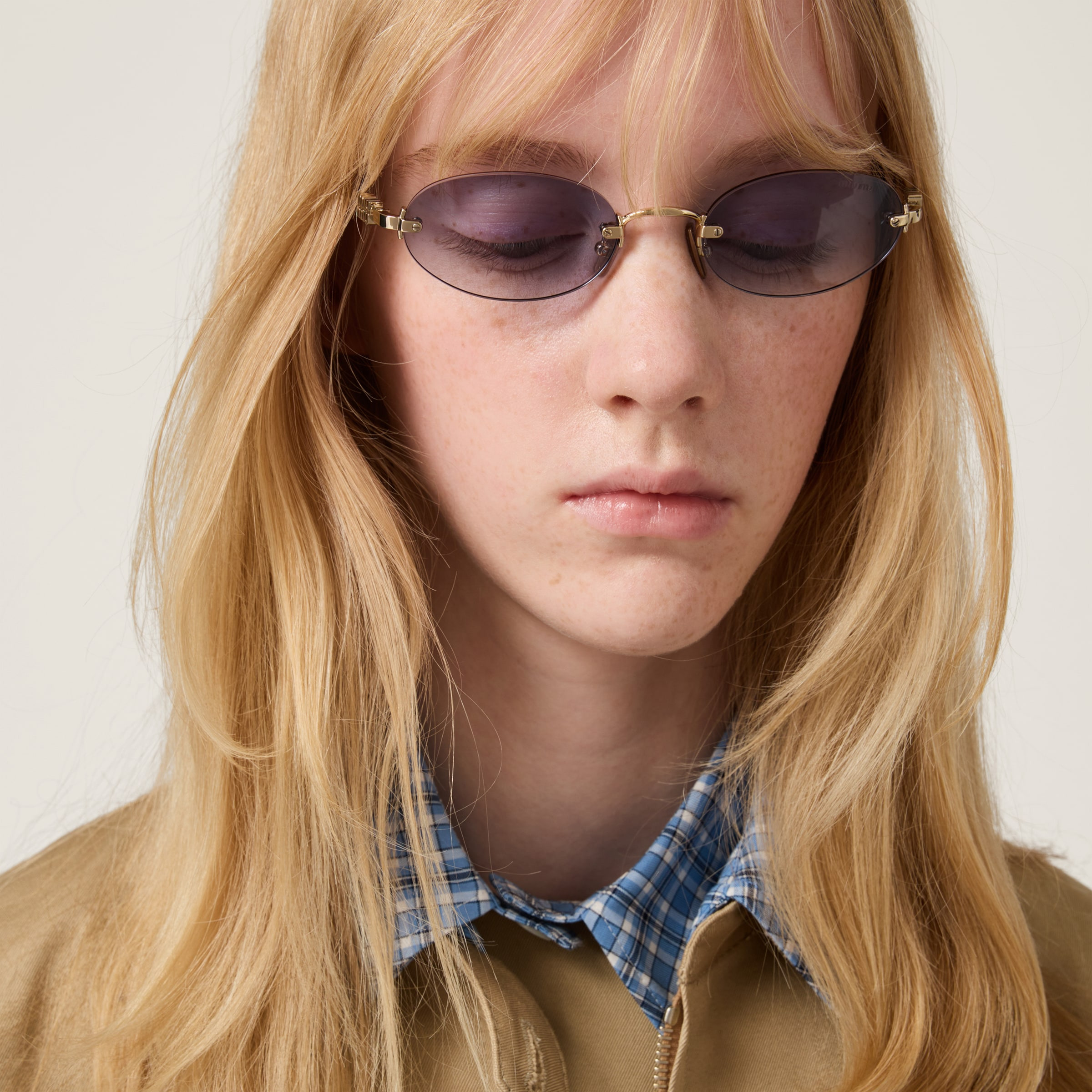 miy ♡ Miu Miu Miu Miu Logo sunglasses | REVERSIBLE