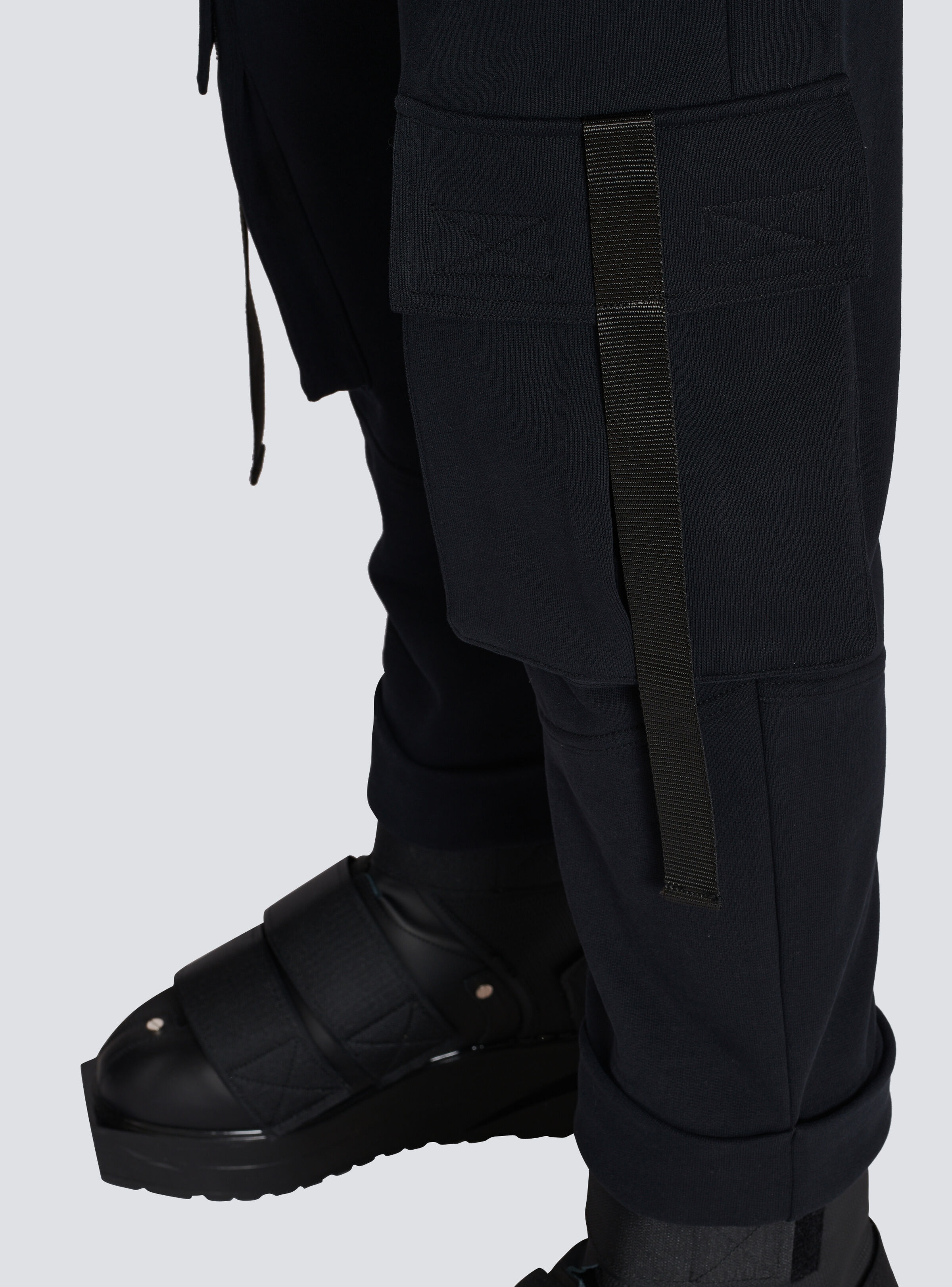 Cotton cargo trousers - 7