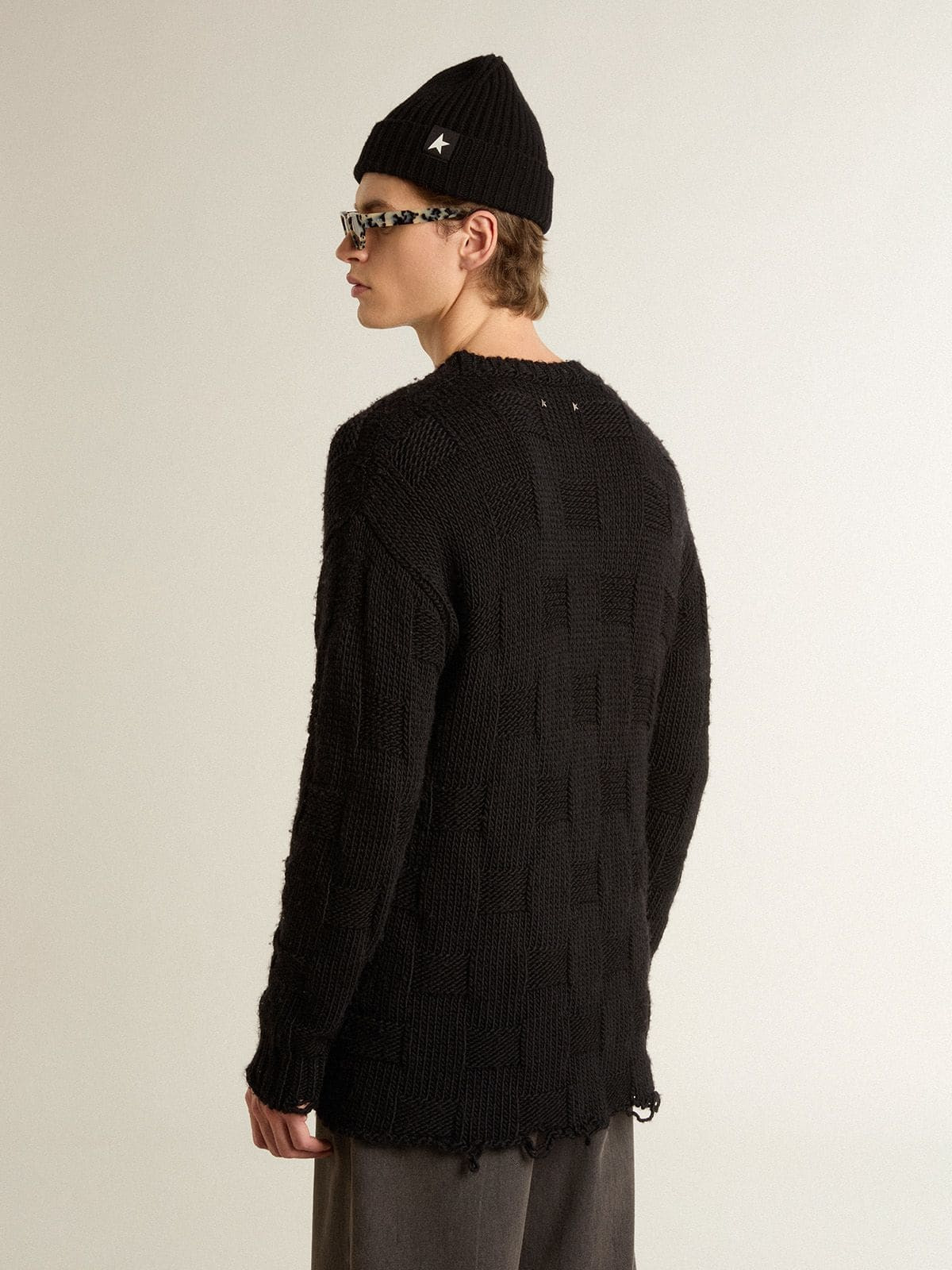 Men's black wool sweater with a distressed effect - 4