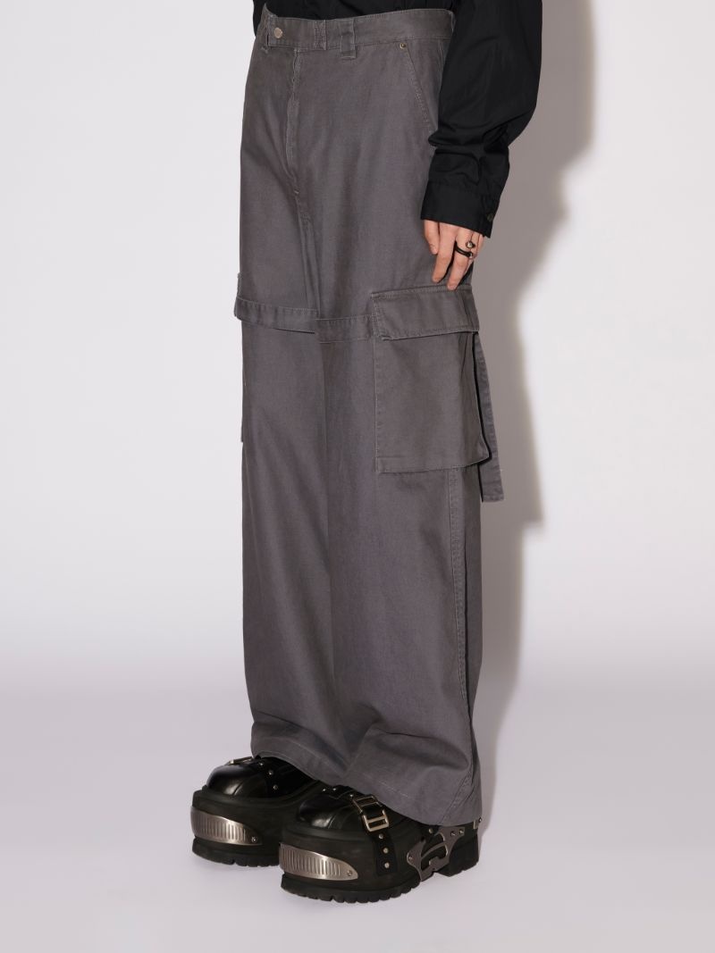 RELAXED FIT CARGO PANTS - 7
