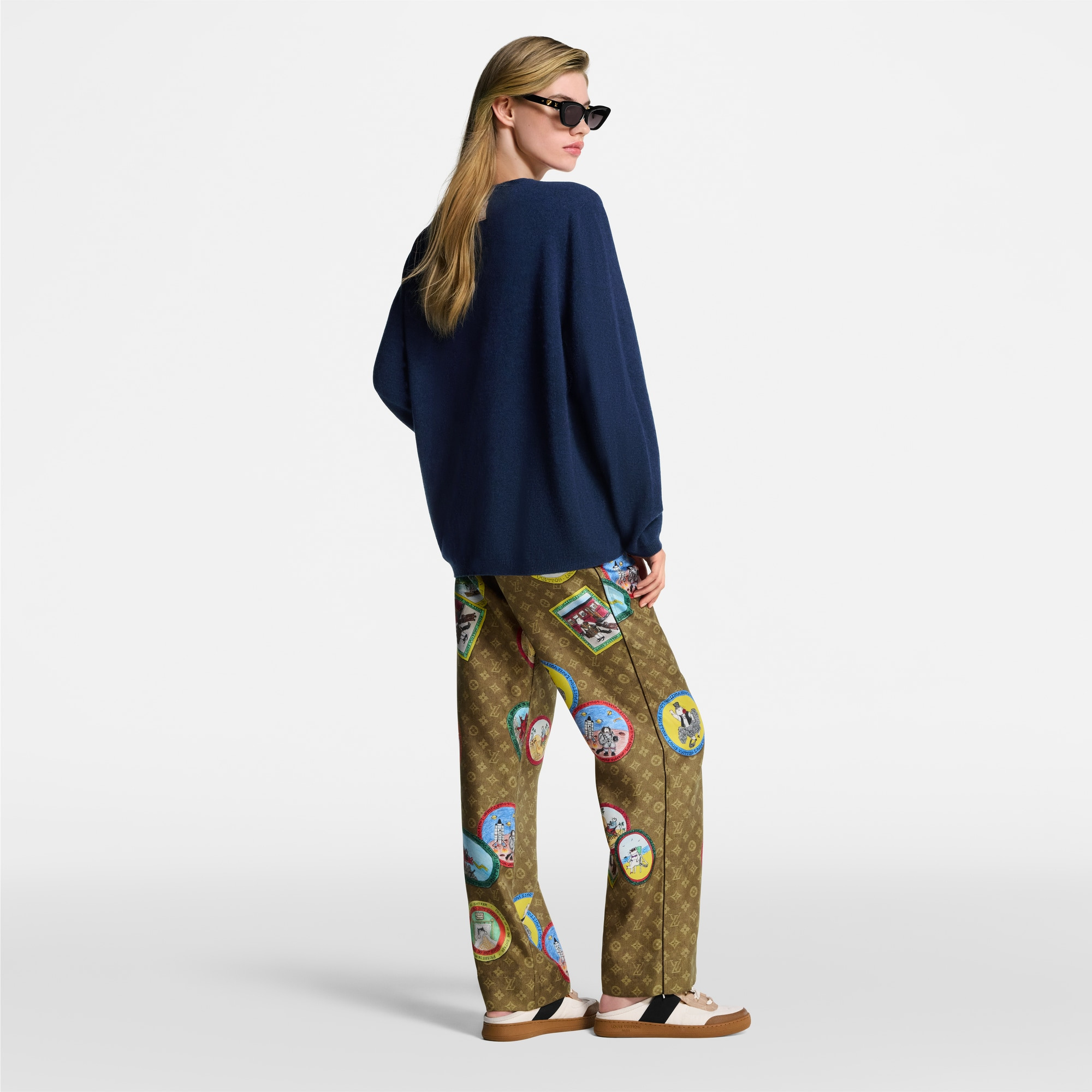 Seamless Cashmere Pullover - 5