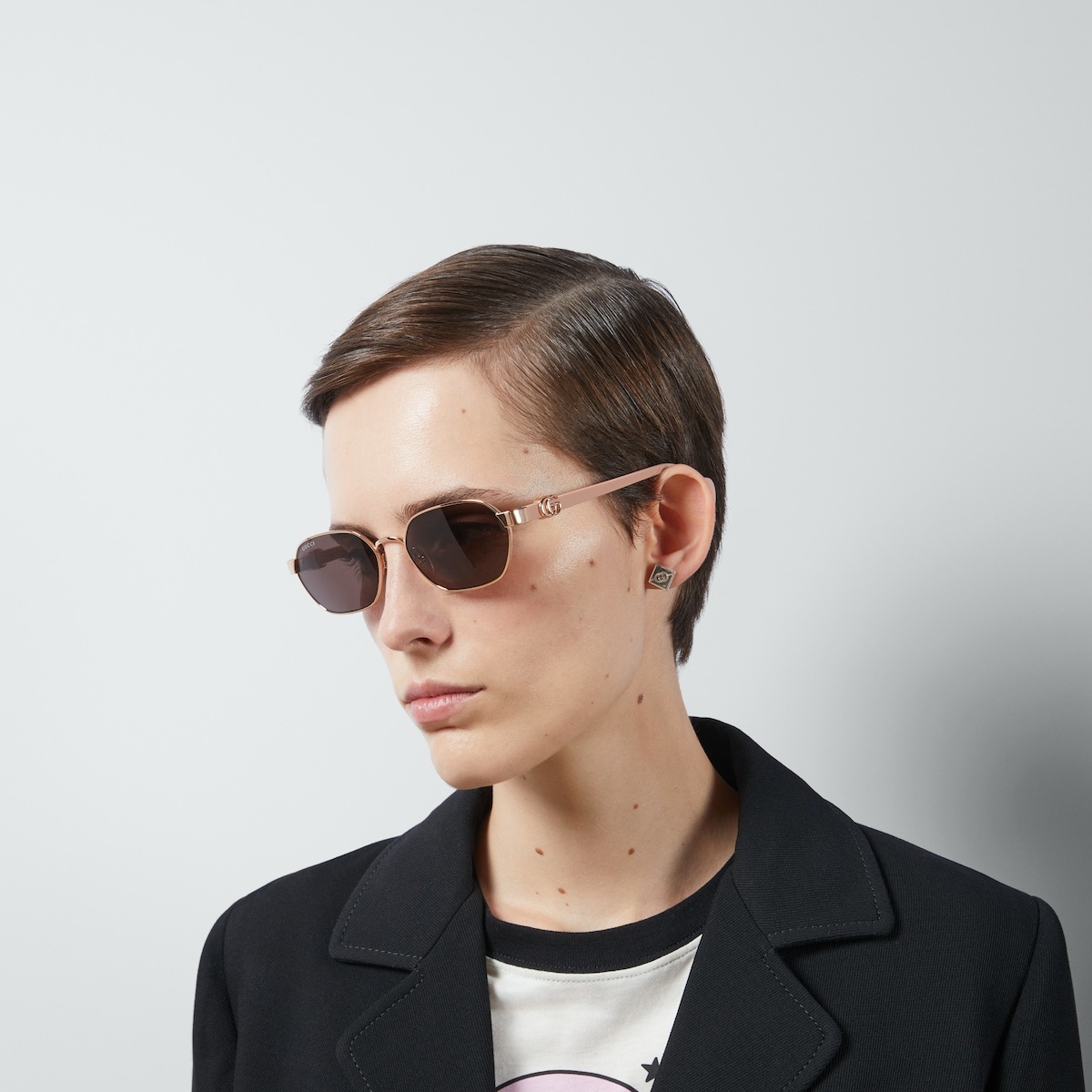 サングラス Gucci Round sunglasses Round-frame sunglasses in yellow gold-toned metal | GUCCI® US