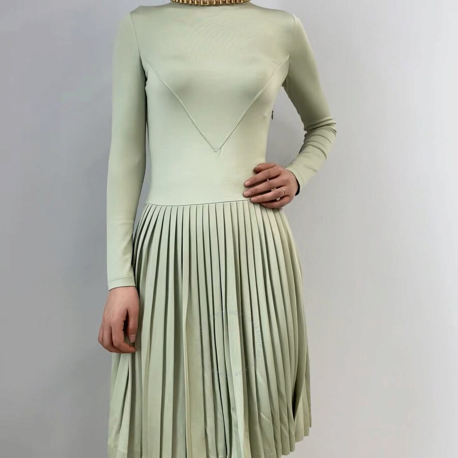 Burberry Open-back Stretch Silk And Crepe Pleated Chain Detail Dress - 4