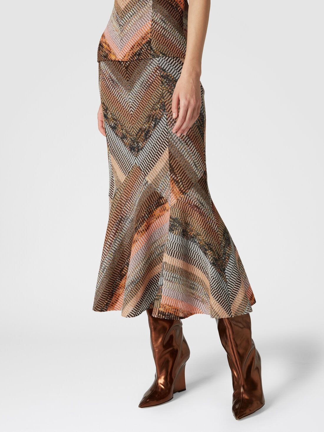 Flared lamé midi skirt with patchwork effect - 5