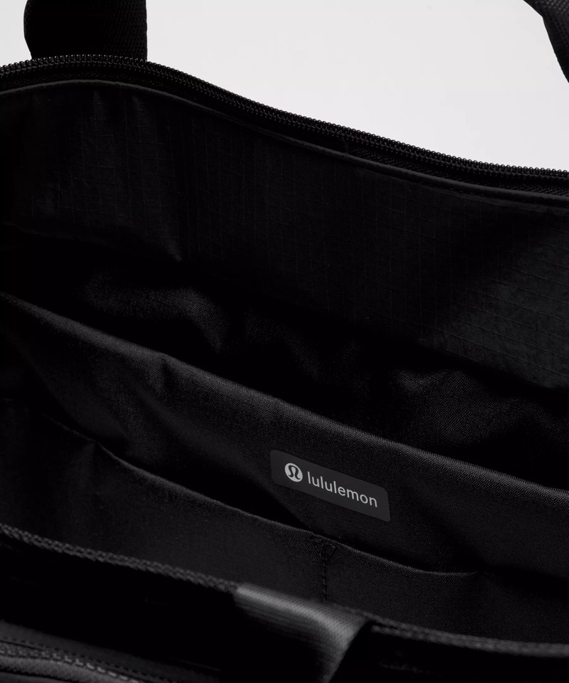 Multi-Pocket Tote Bag 19.5L 4