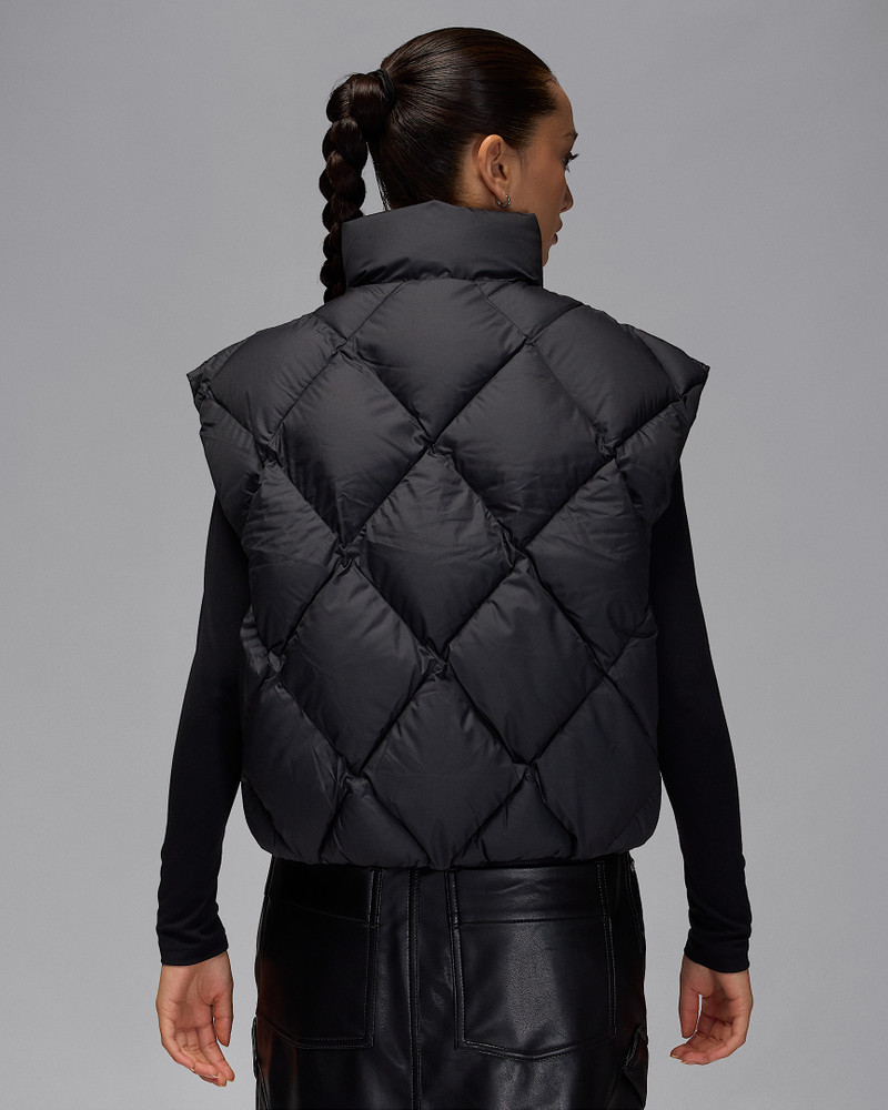 Jordan Jordan Brooklyn Women's Therma-FIT Quilted Puffer Vest outlook
