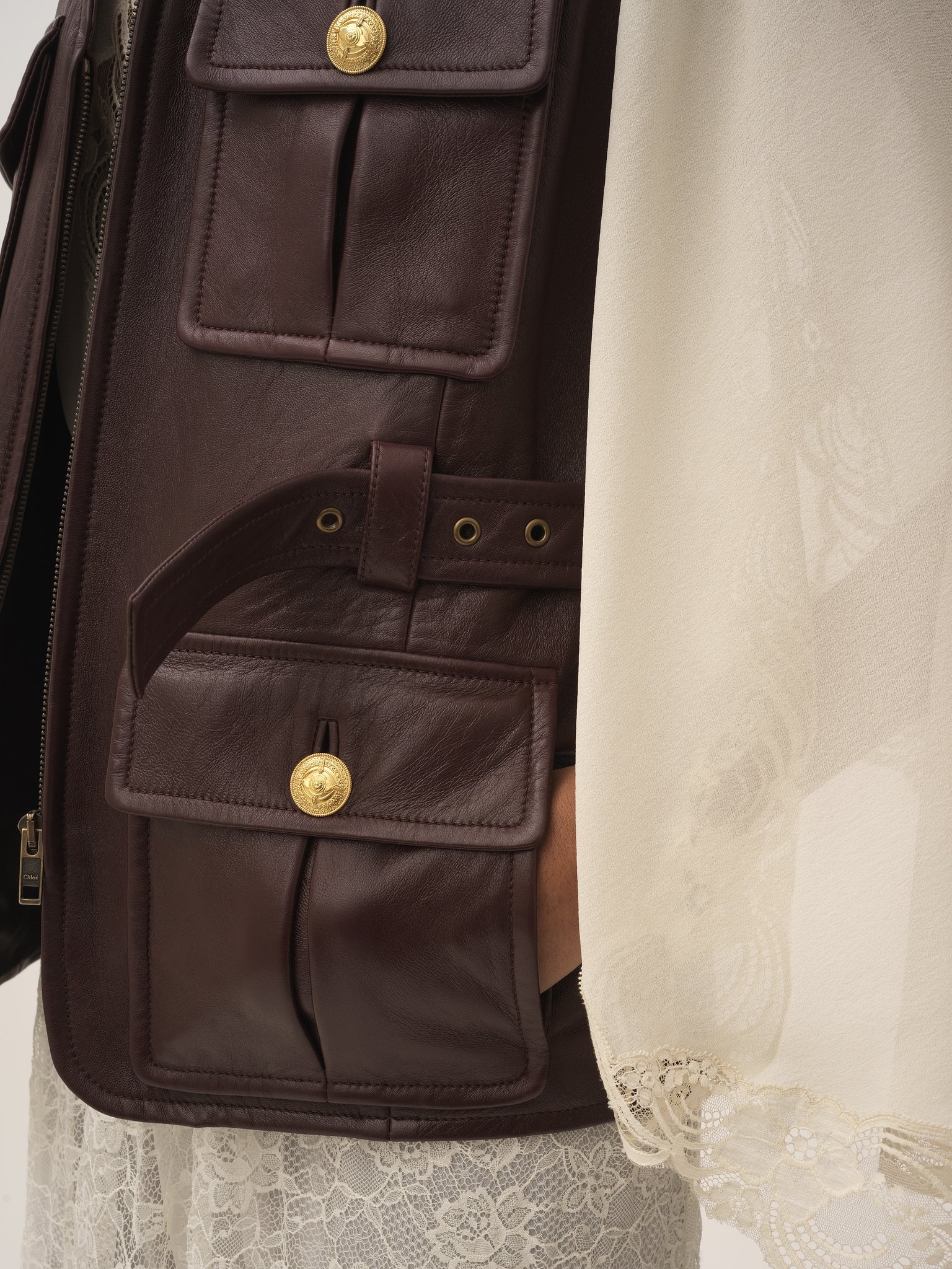 UTILITARIAN VEST IN LEATHER - 7
