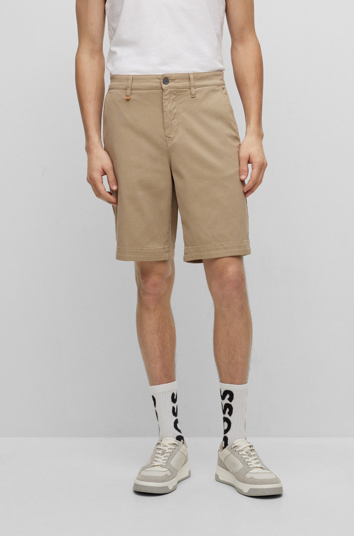 TAPERED-FIT SHORTS IN A COTTON BLEND - 2