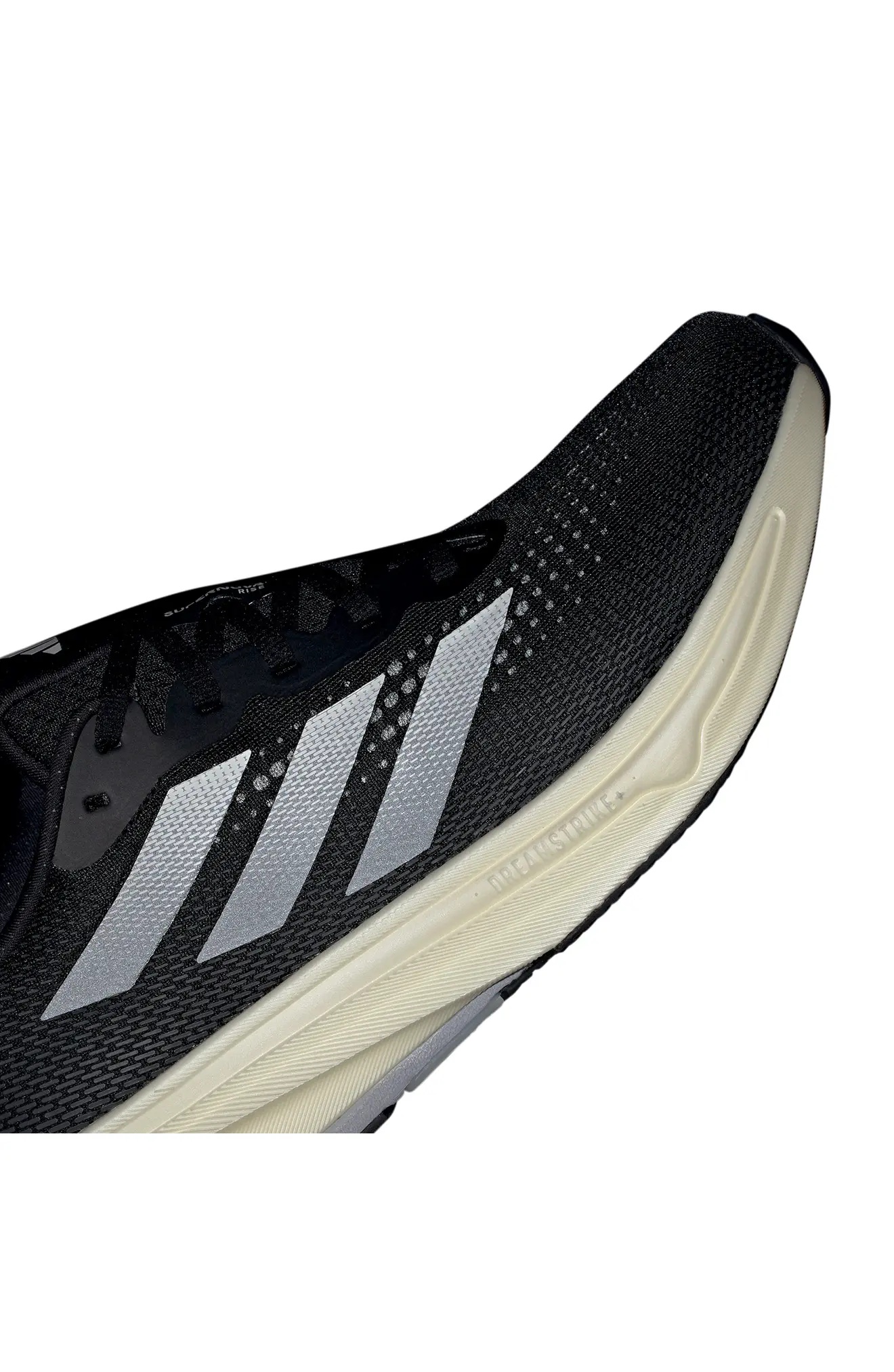 Supernova Rise Running Shoe in Core Black/Core White/Carbon - 7