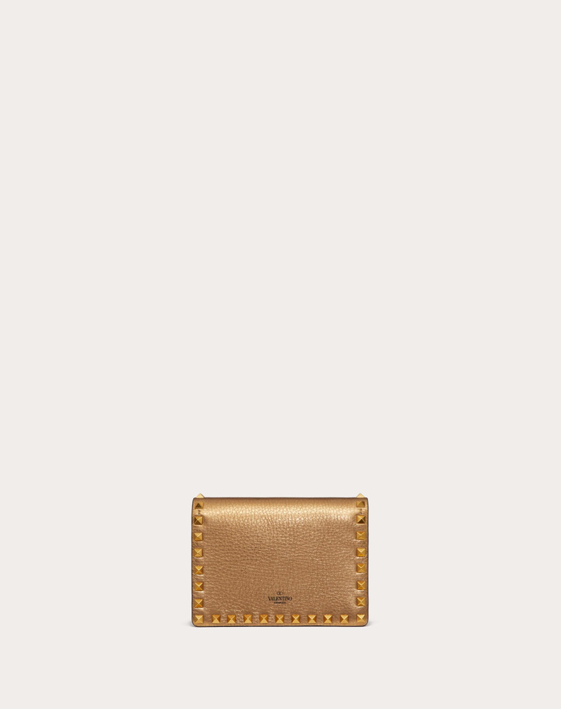 ROCKSTUD METALLIC GRAINY CALFSKIN CHAIN POUCH 4