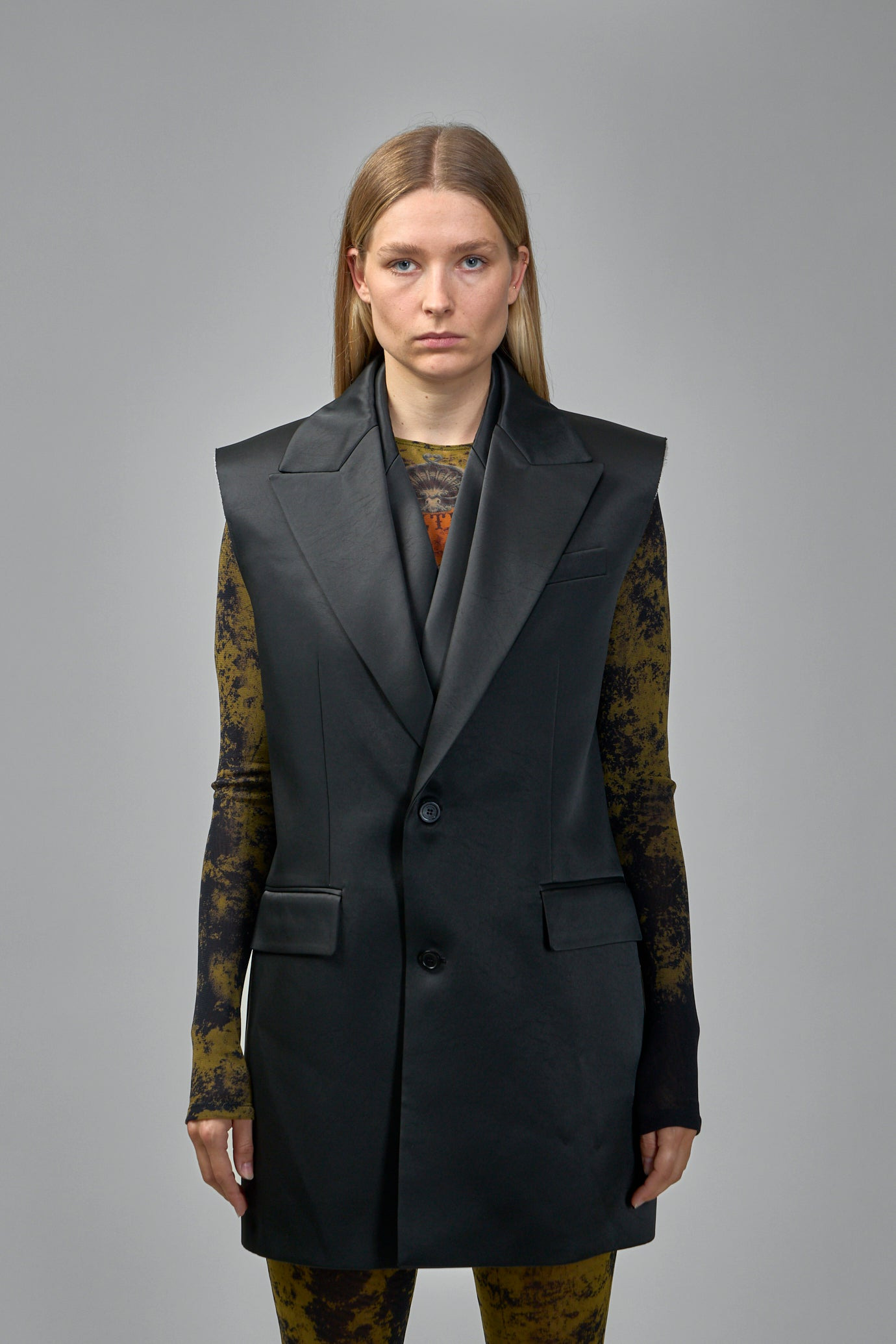 Double-Layer Sleeveless Jacket - 2