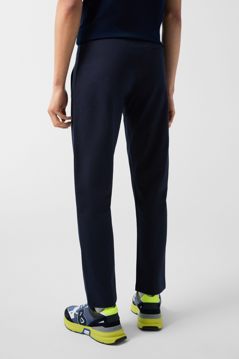 Drake sweatpants in Navy blue 3