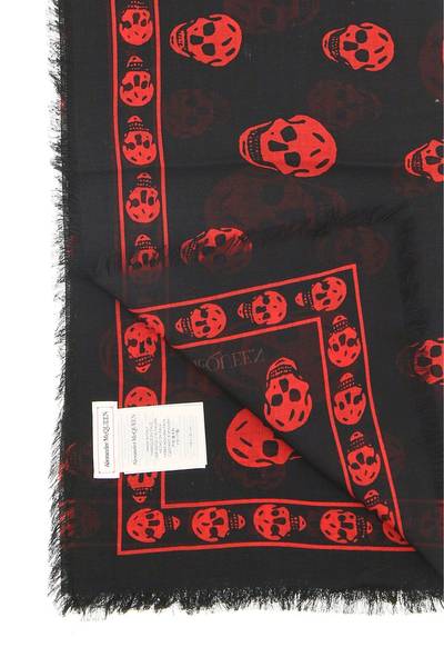 Alexander McQueen SKULL SCARF outlook