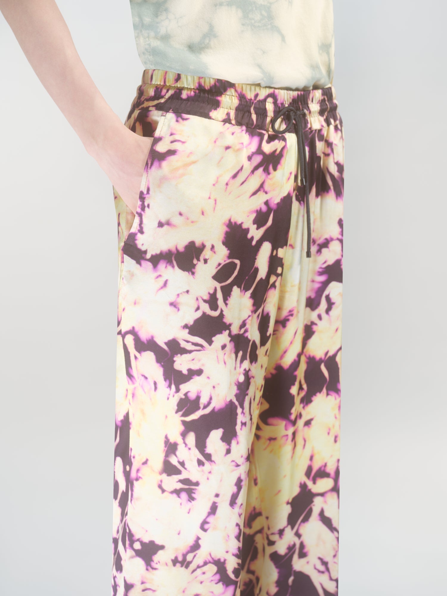 FLORAL VISCOSE PANTS - 7
