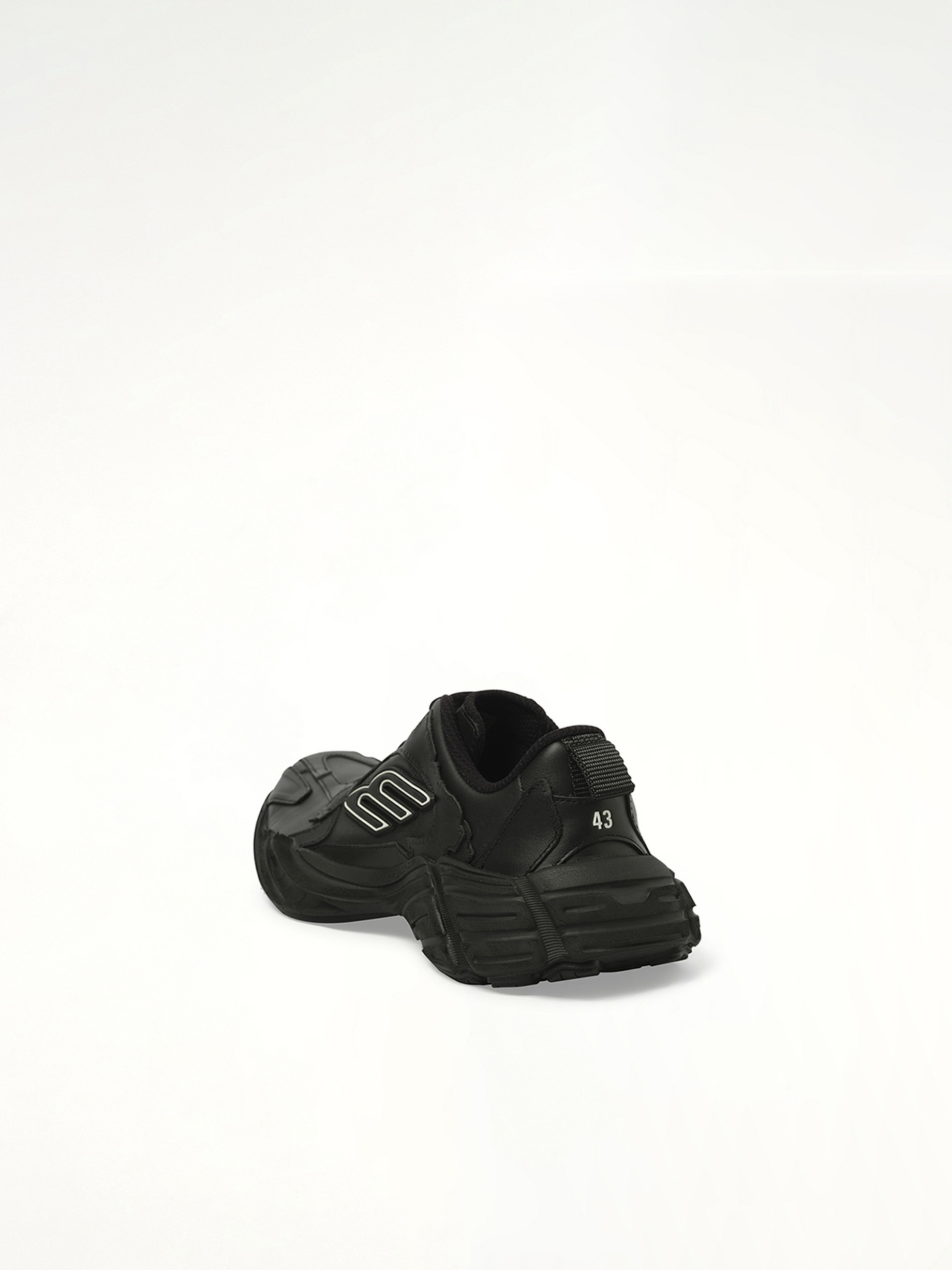 Monday Sneaker in Black - 3