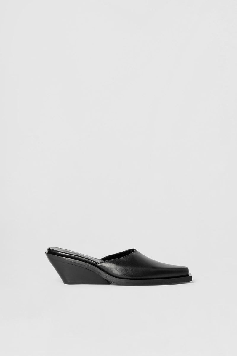 Ann Demeulemeester Xina Mules outlook