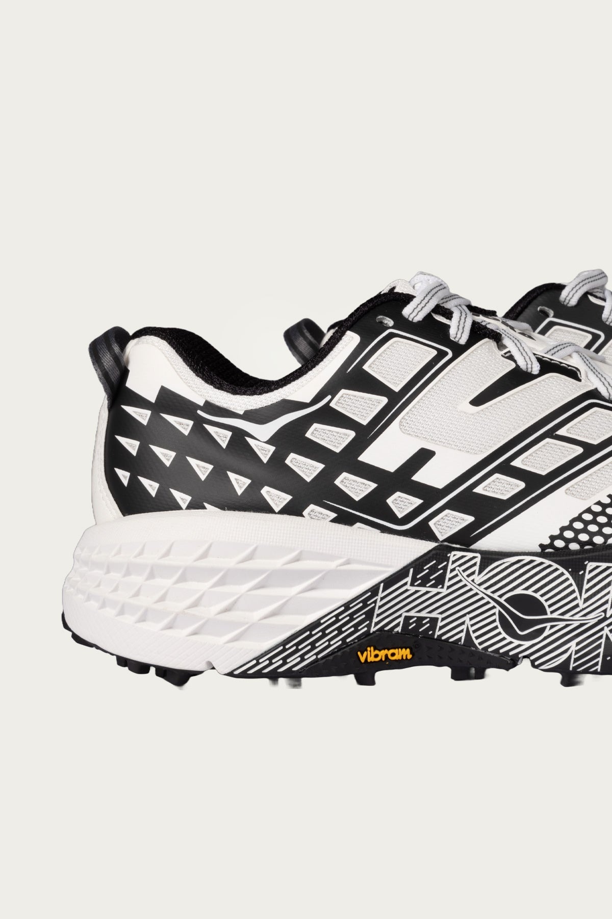 U Speedgoat 2 - Black/Frost - 4