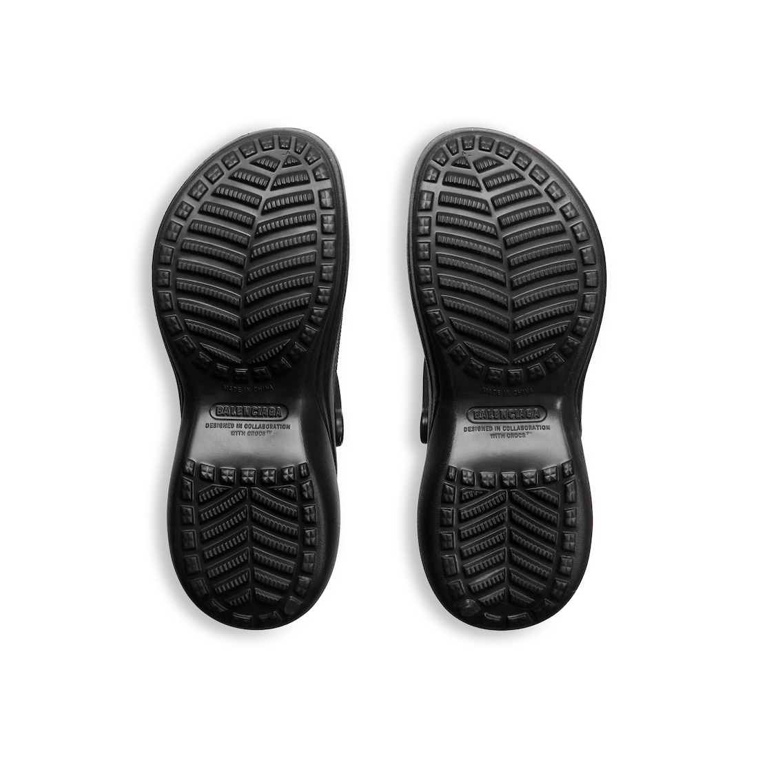 BALENCIAGA Men's Crocs™ Mule Jibbitz™ in Black | REVERSIBLE