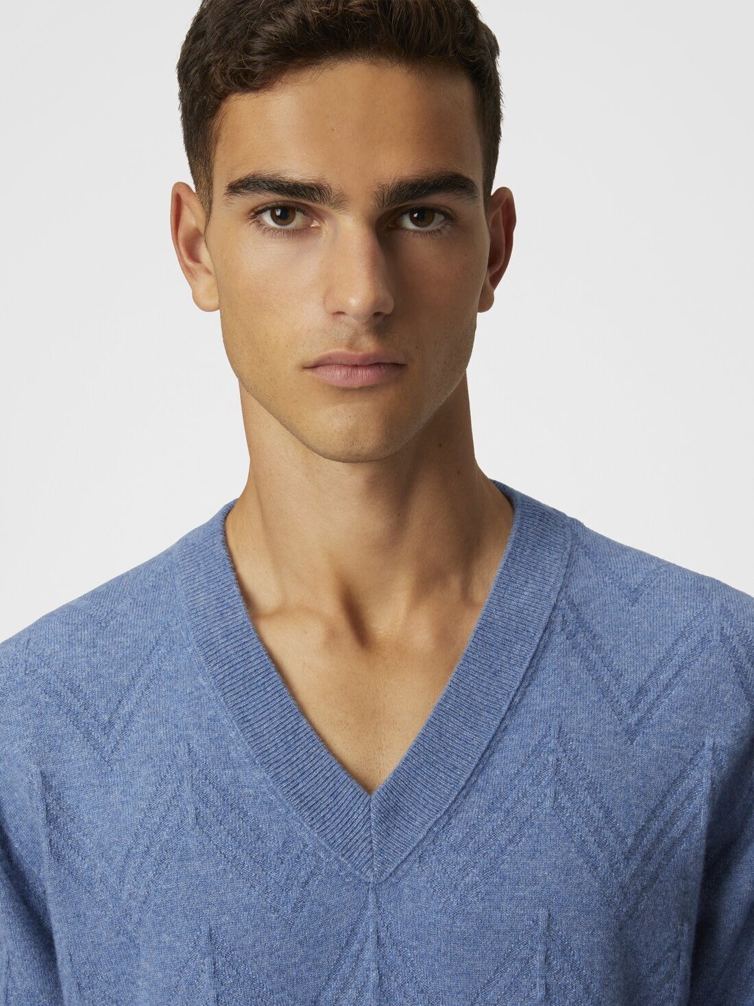 Tonal cashmere V-neck and zigzag pullover - 5