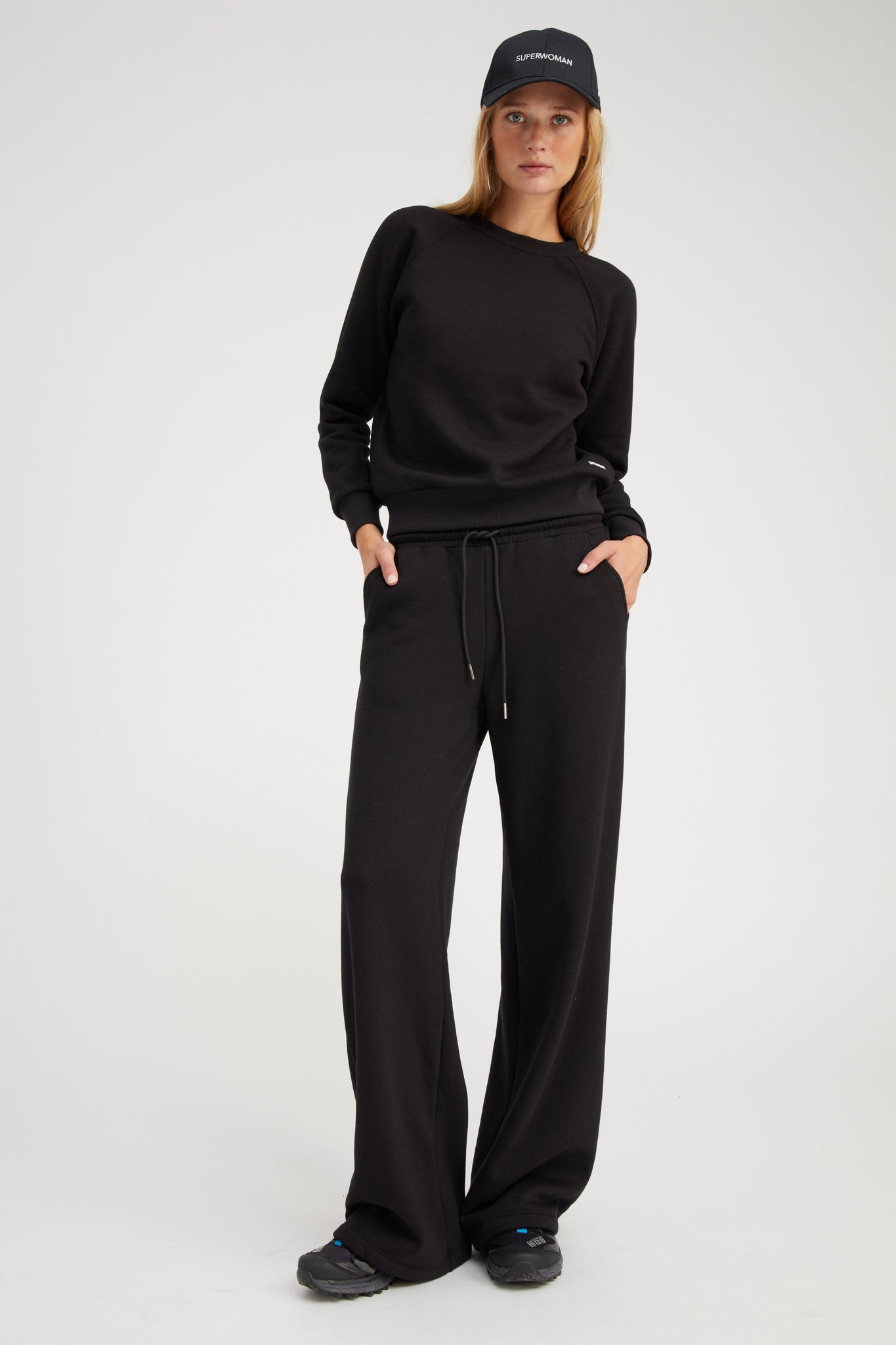 BLACK BAGGY SWEATPANTS - 2
