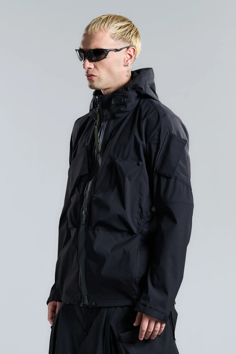 ACRONYM J47A-E Mサイズ ACRONYM J47A-E Encapsulated Nylon Interops Jacket | REVERSIBLE