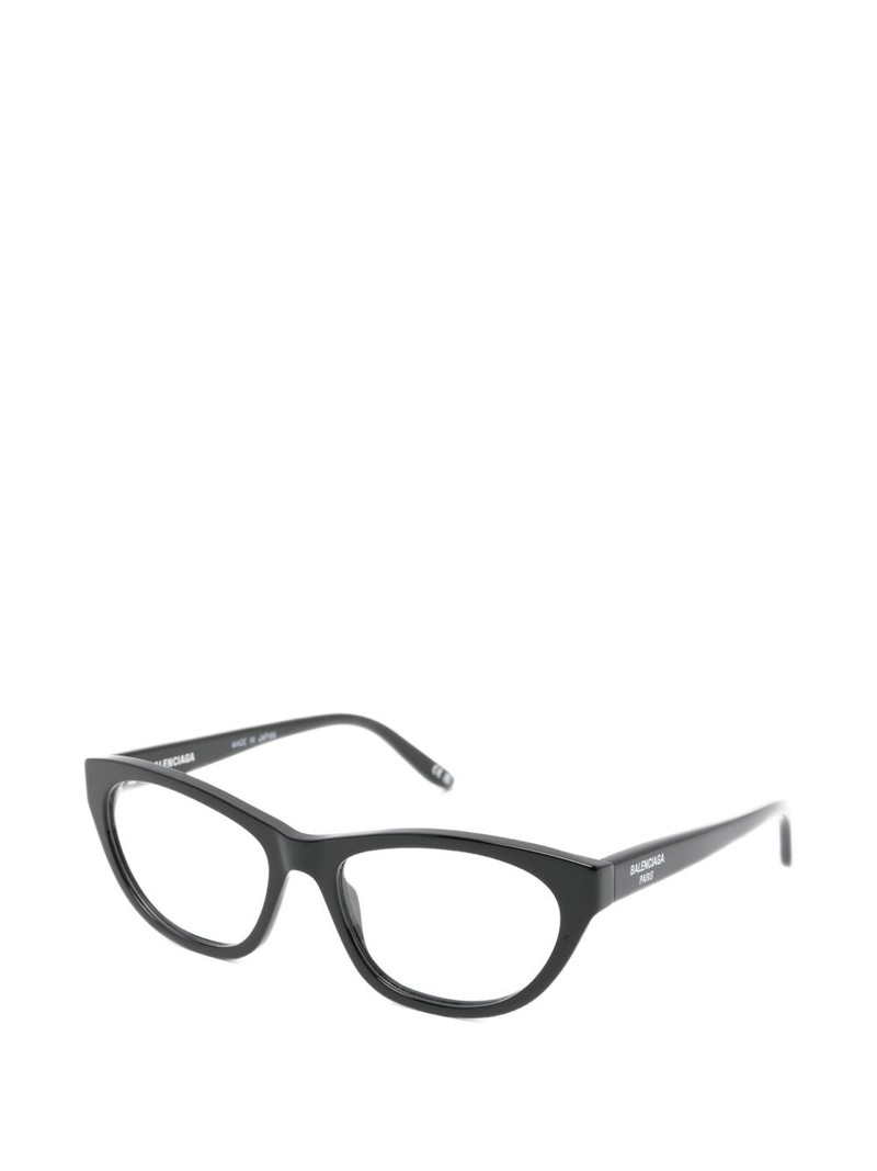 BALENCIAGA cat-eye frames glasses outlook