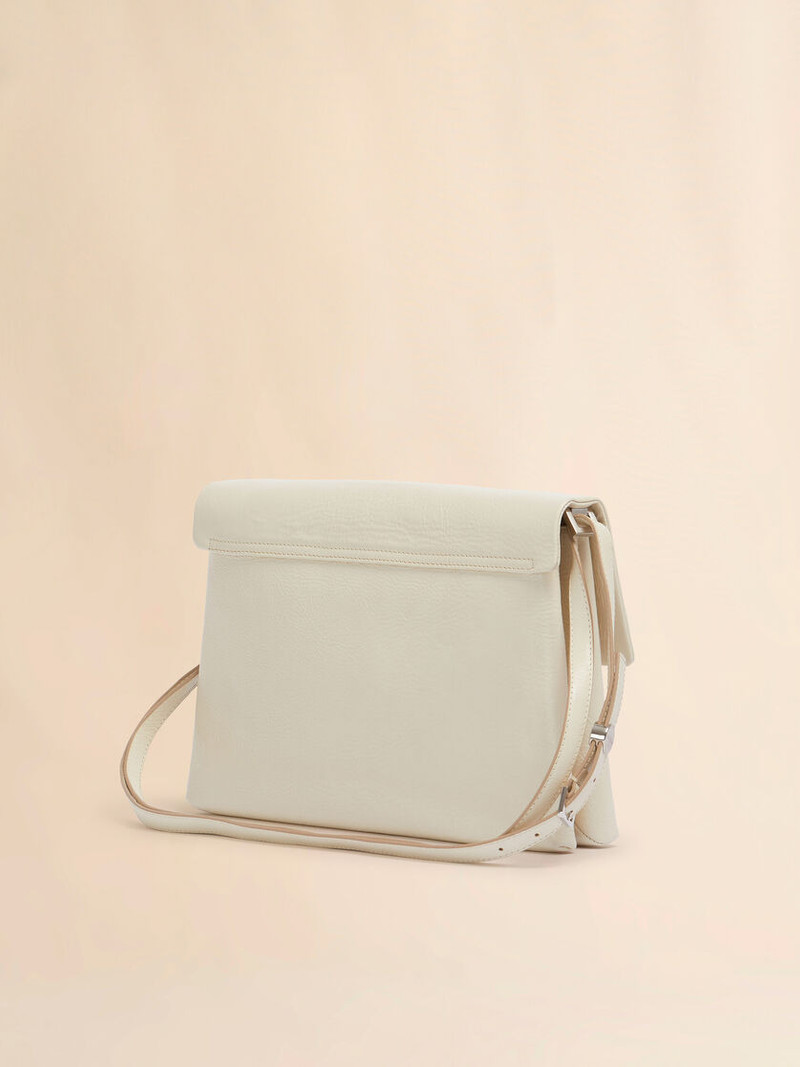 CREAM CRAQUELÉ PATENT LEATHER MEDIUM ENVELOPE BAG 3