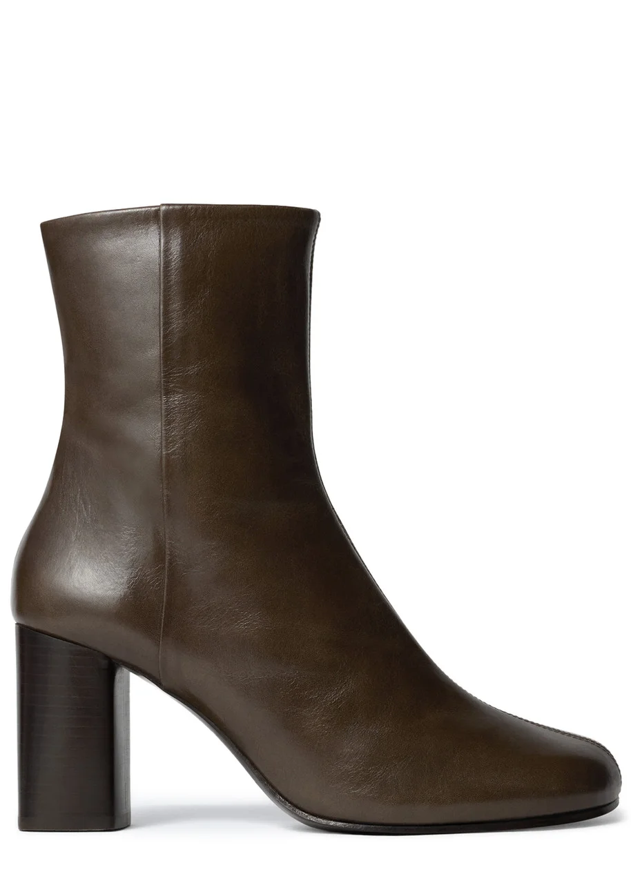 Lemaire Anatomic 80 Leather Boots - 1