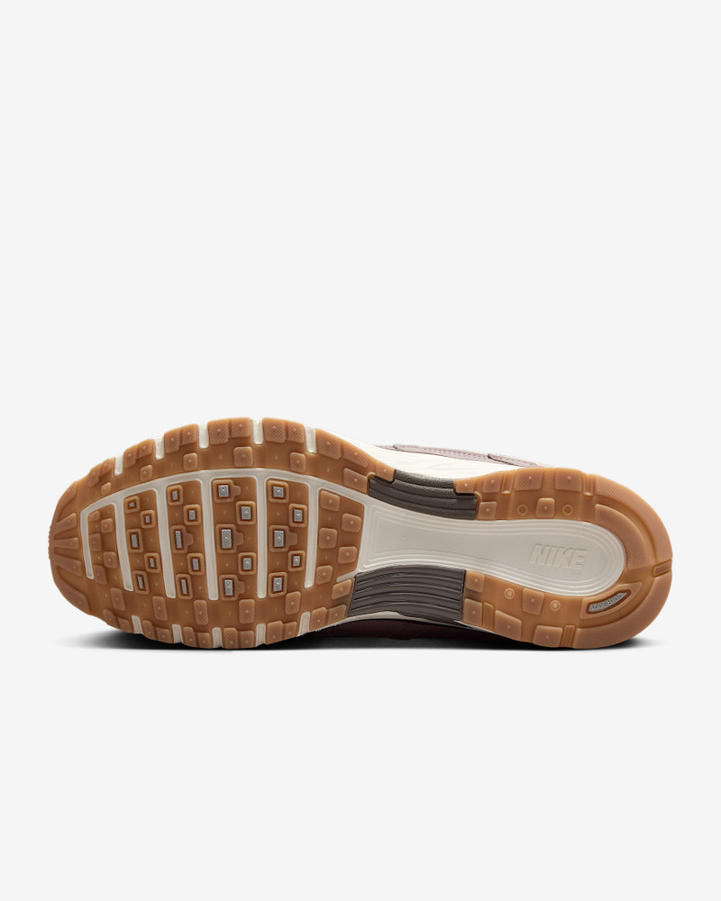 Nike NIKE P-6000 SE Men's Shoes outlook