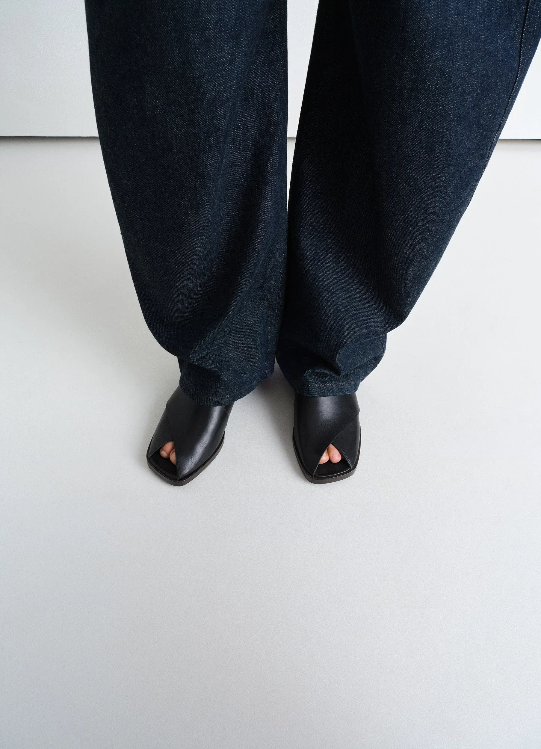 CROSS FLAT SANDALS - 2
