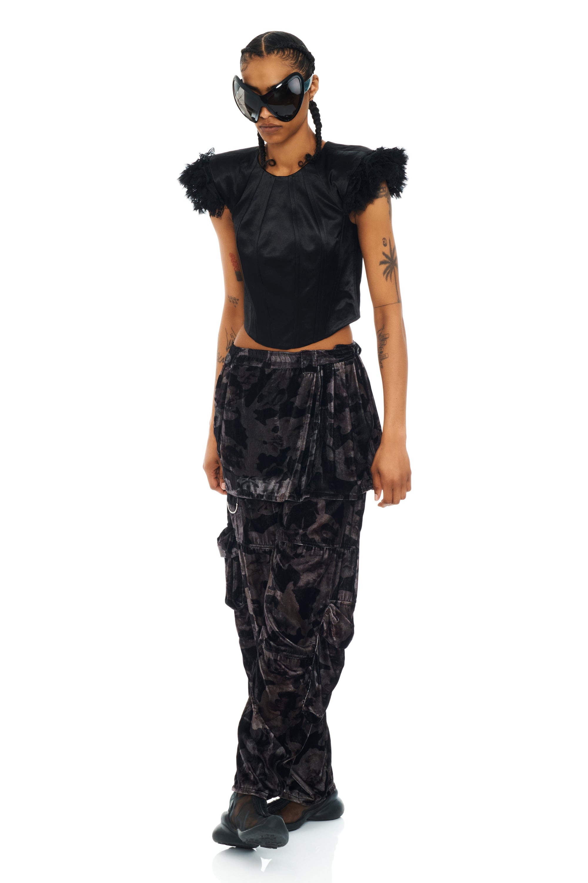 BLACK WATERCOLOR ROSES LAWN SKIRT CARGO PANT - 2