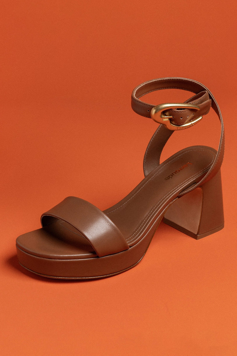 Larroudé Dolly Verona Low Sandal In Caramel Leather outlook