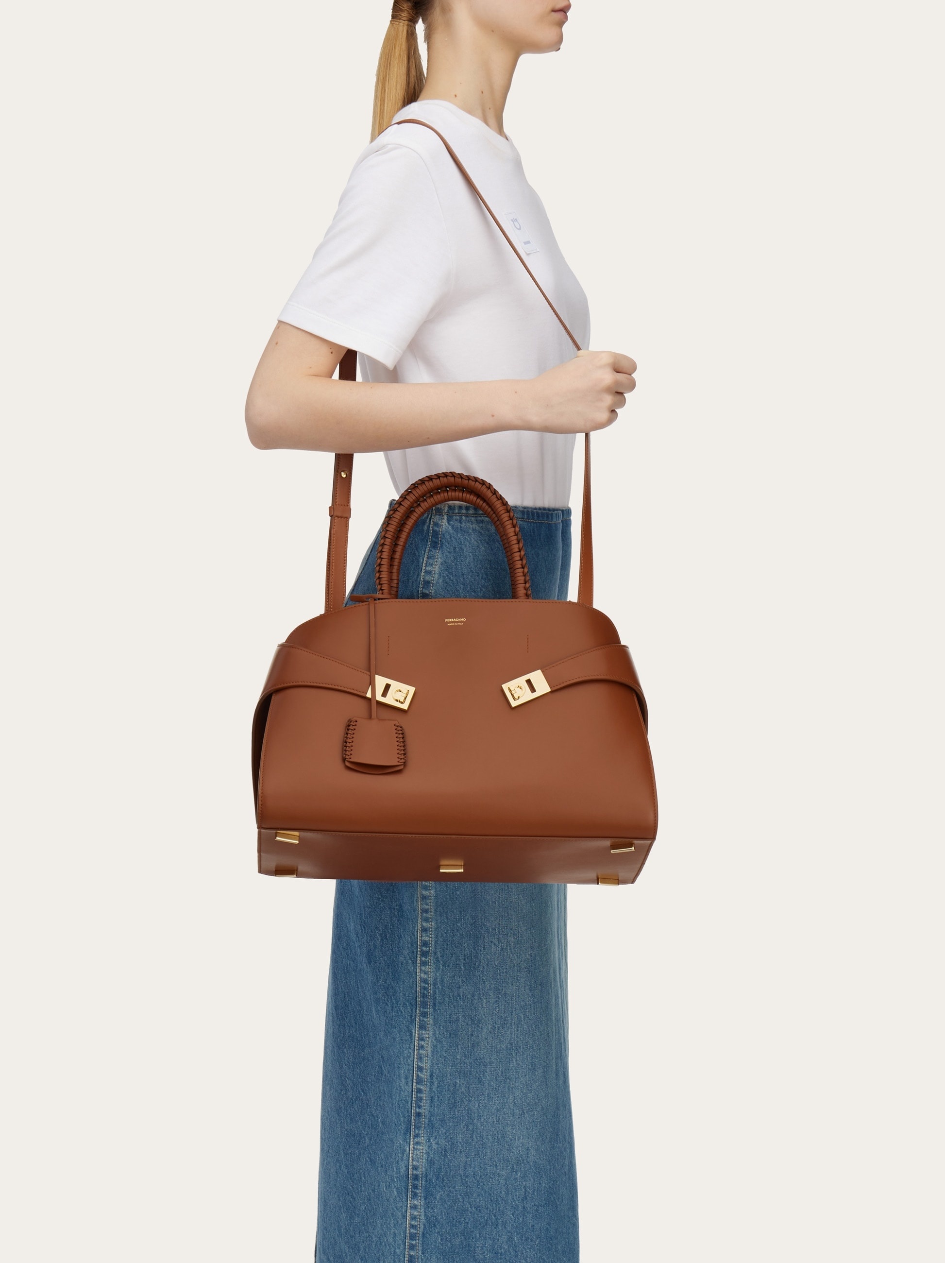 Hug handbag (M) - 3