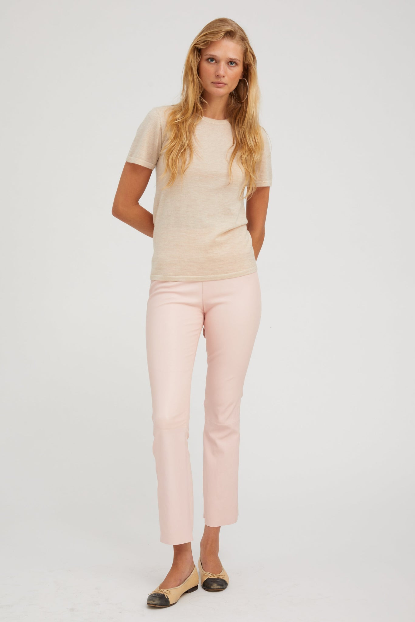 SANDSTONE ULTRA FINE CASHMERE TEE - 2