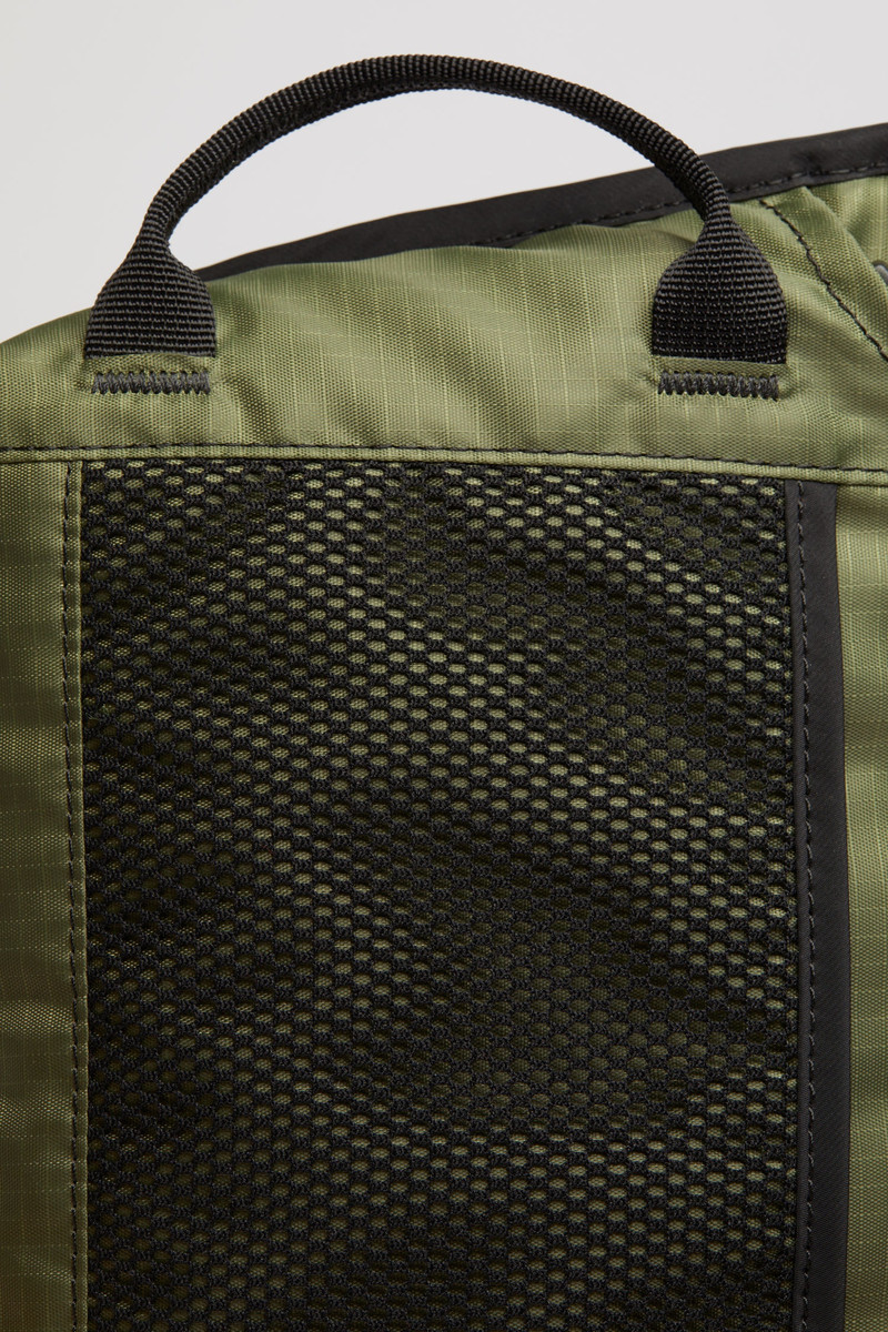 Logo plaque belt bag khaki green 5