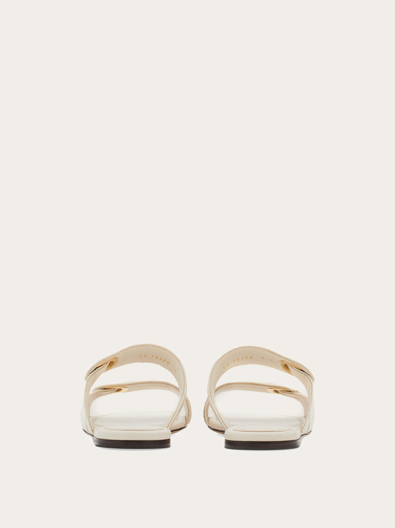 Gancini ornament slide 4