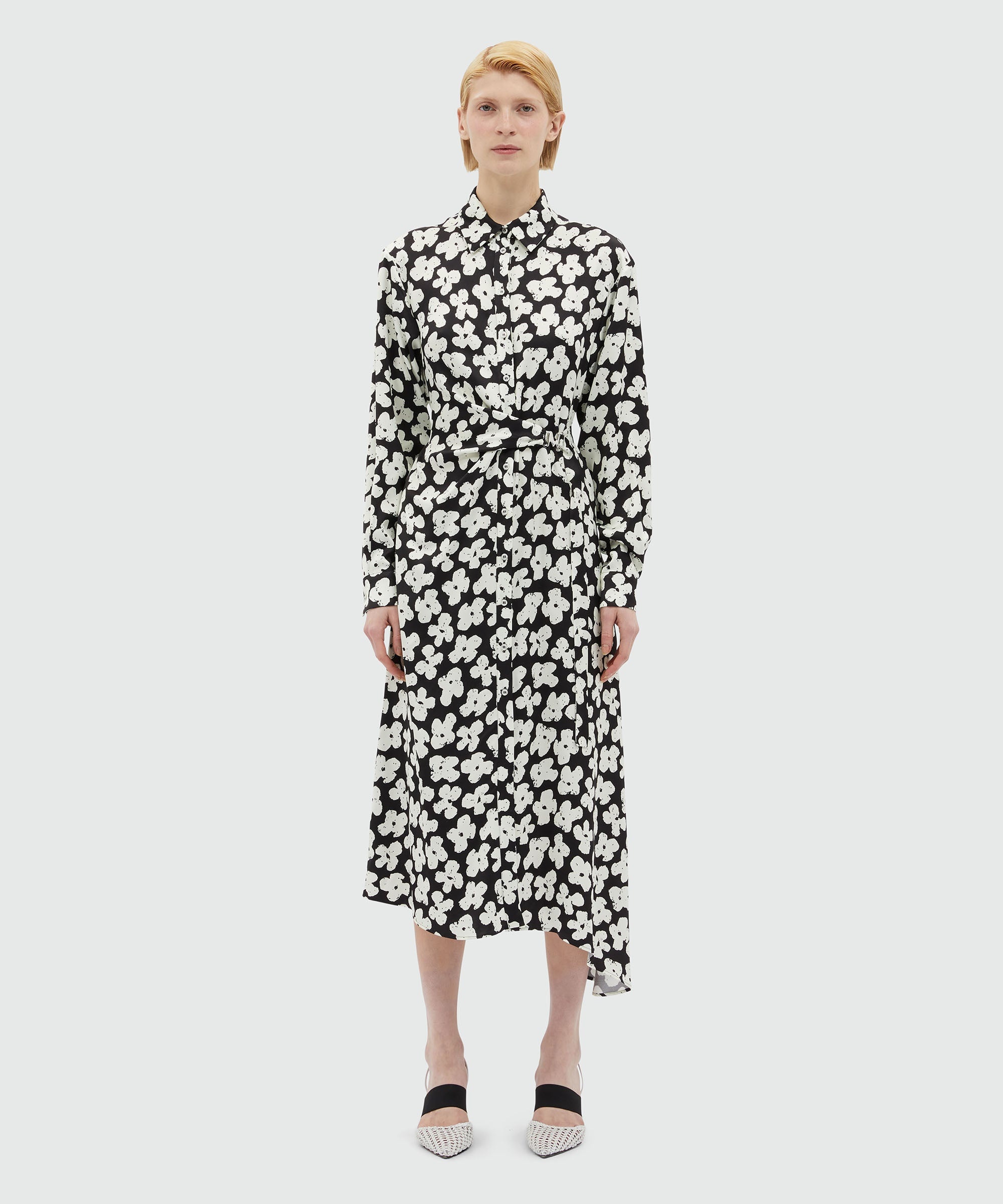 Shirt dress with flower motif - 2