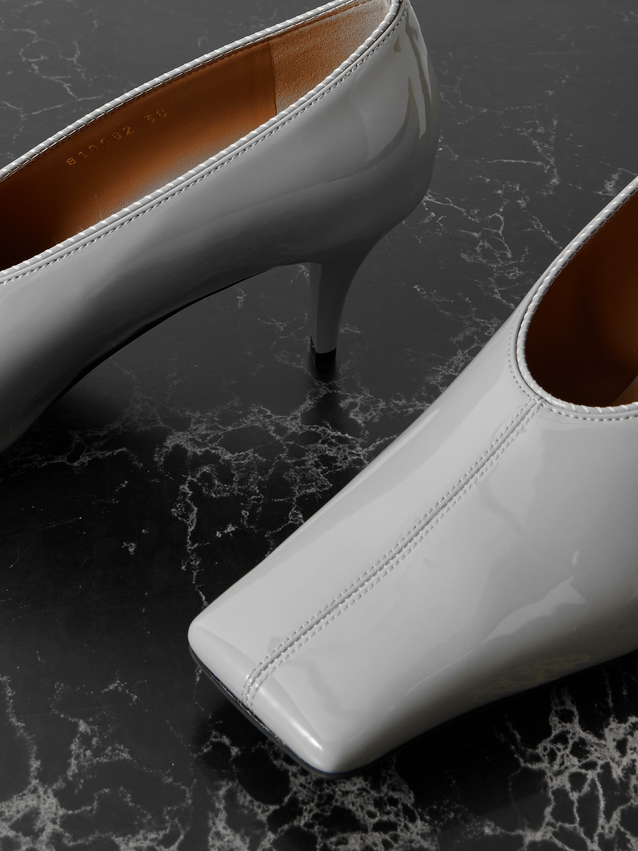 Glossed Pumps - 4