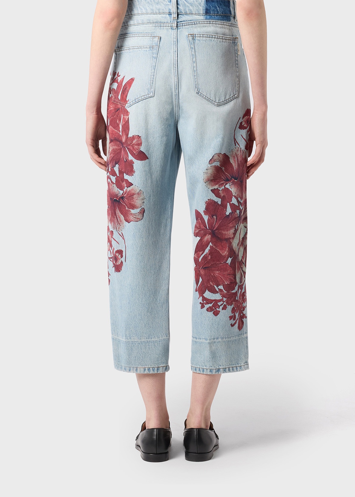 CROPPED JEANS WITH DIGITAL PAINT - 4