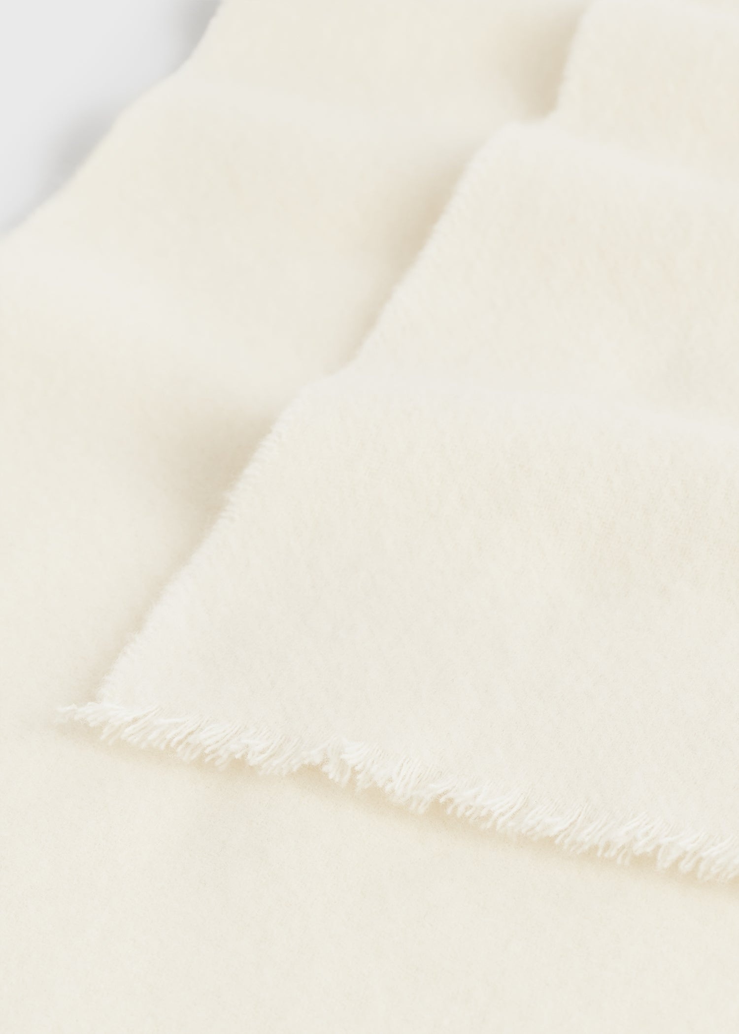Wide classic wool scarf ivory - 5