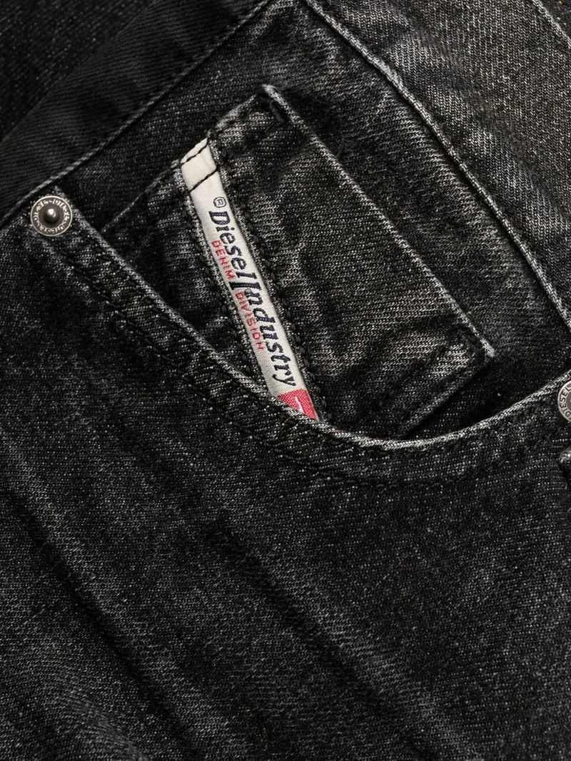 1995-SP2 slim-cut jeans 6